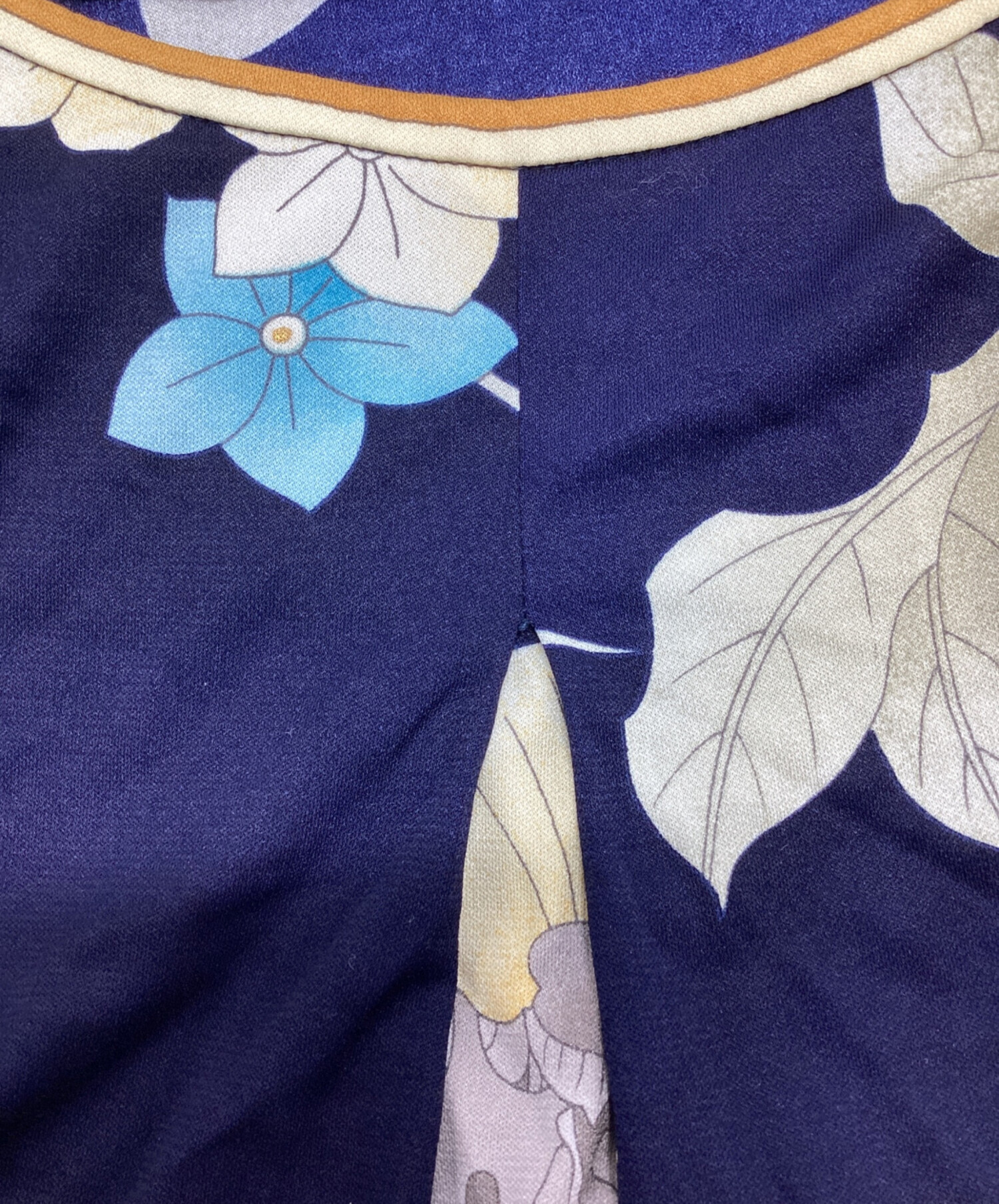 お値下げLEONARD フラワープリント 長袖ワンピース 中古・古着通販】LEONARD (レオナール) フラワープリントワンピース