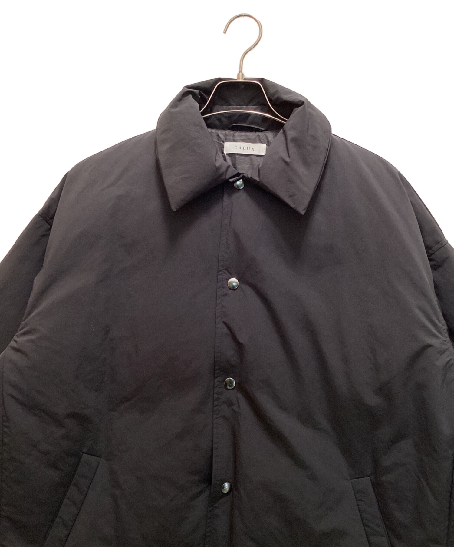中古・古着通販】CALUX (キャラクス) PUFFER COACH JACKET ブラック