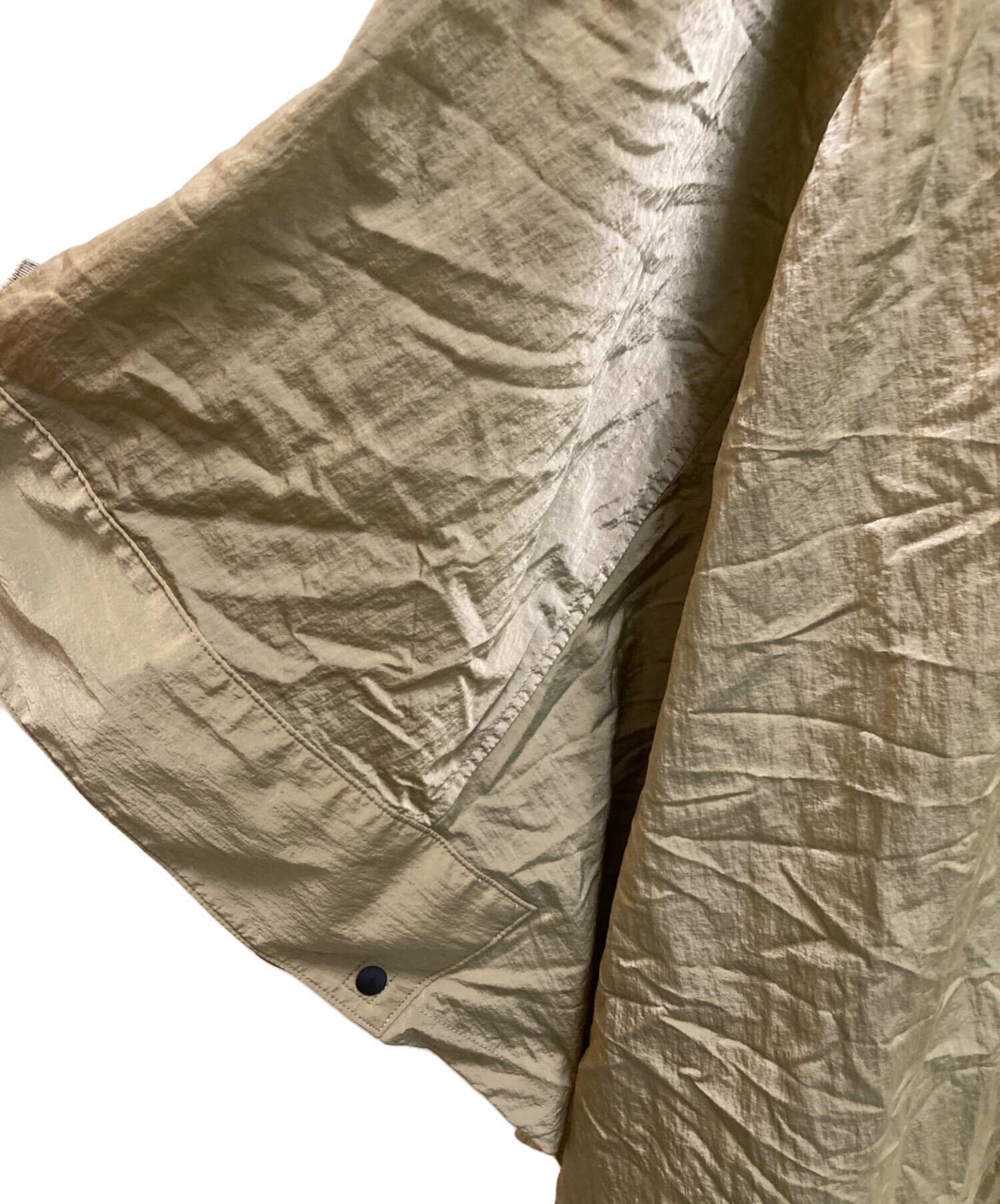 アンスリード UN3D. ナイロンフーディコート　ポンチョ アンスリード UN3D. ナイロンフーディコート ポンチョ