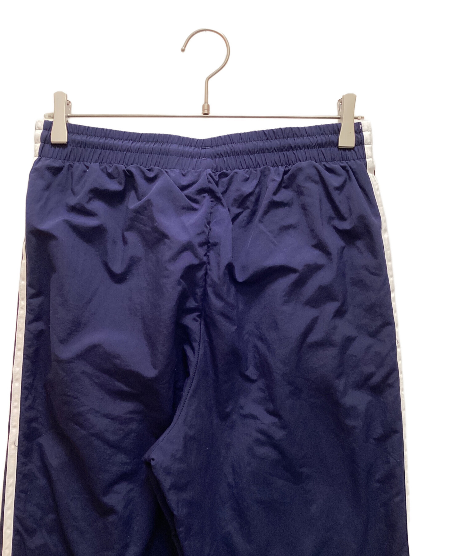 中古・古着通販】adidas (アディダス) トラックパンツ ネイビー サイズ