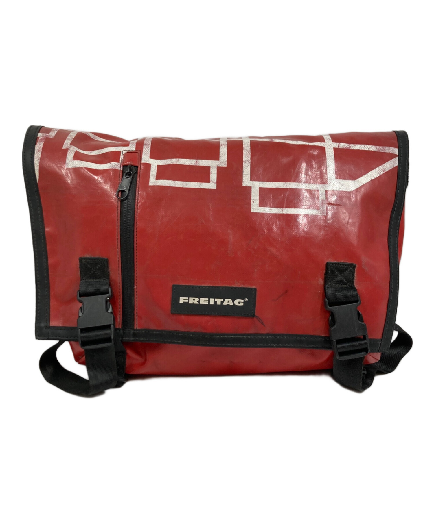 FREITAG フライターグ メッセンジャーバッグ 中古・古着通販】FREITAG (フライターグ) メッセンジャーバッグ レッド