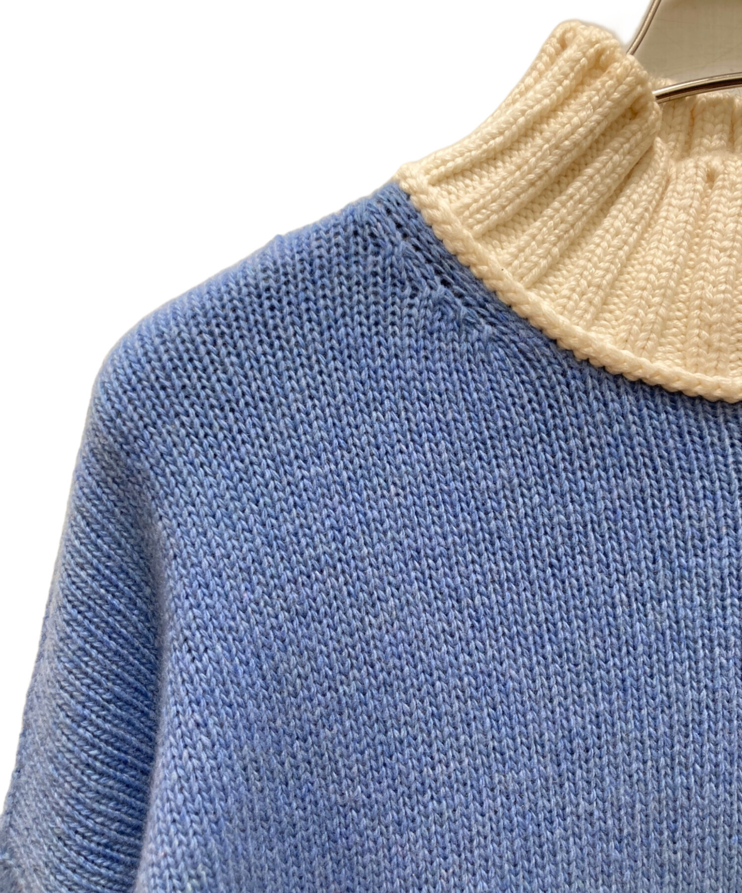 ア*レ様 Marni ニットセーター ライトブルー・オレンジ 中古・古着通販】MARNI (マルニ) デザインニット ホワイト×ブルー