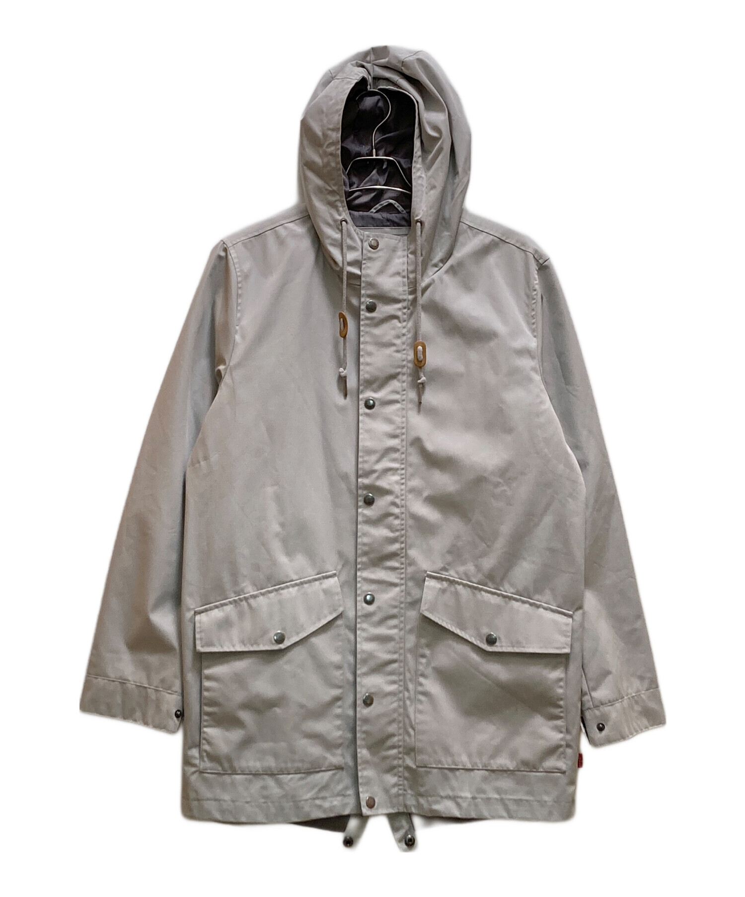 中古・古着通販】LEVI'S (リーバイス) マウンテンパーカー グレー