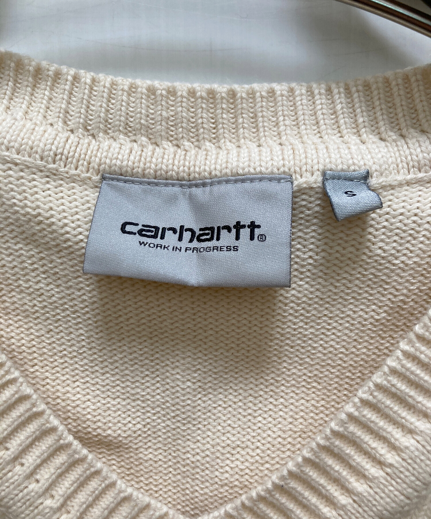 中古・古着通販】CarHartt (カーハート) Vネックニットベスト ベージュ