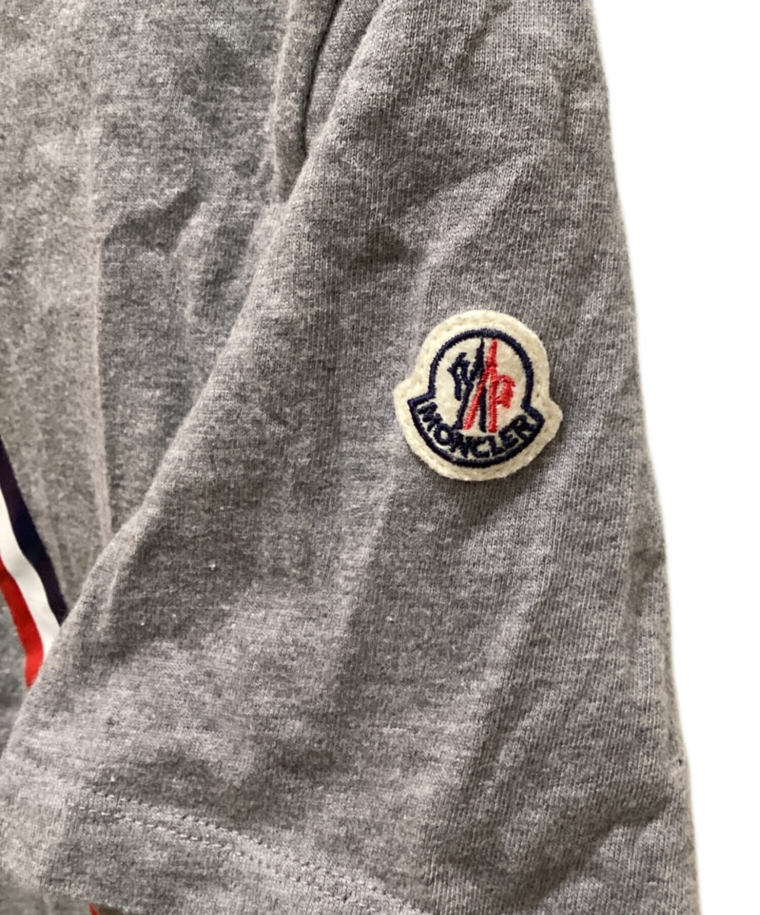 中古・古着通販】MONCLER (モンクレール) MプリントTシャツ グレー