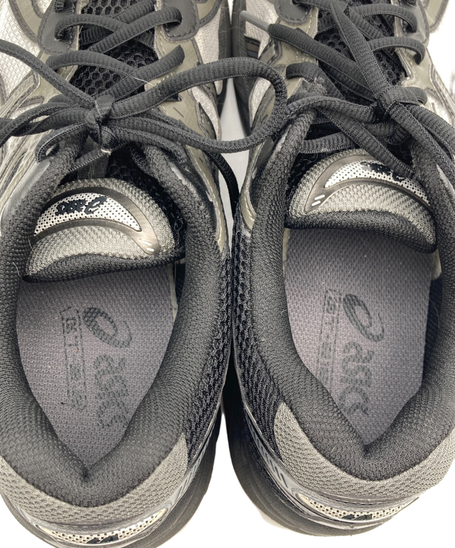 中古・古着通販】asics (アシックス) Above The Clouds (アバーヴ ザ