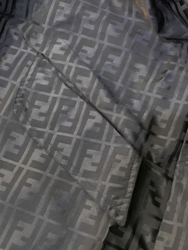 【極美品/希少カラー✨】FENDI フェンディ ズッカ柄 ステンカラー コート 中古・古着通販】FENDI (フェンディ) リバーシブルステンカラーコート