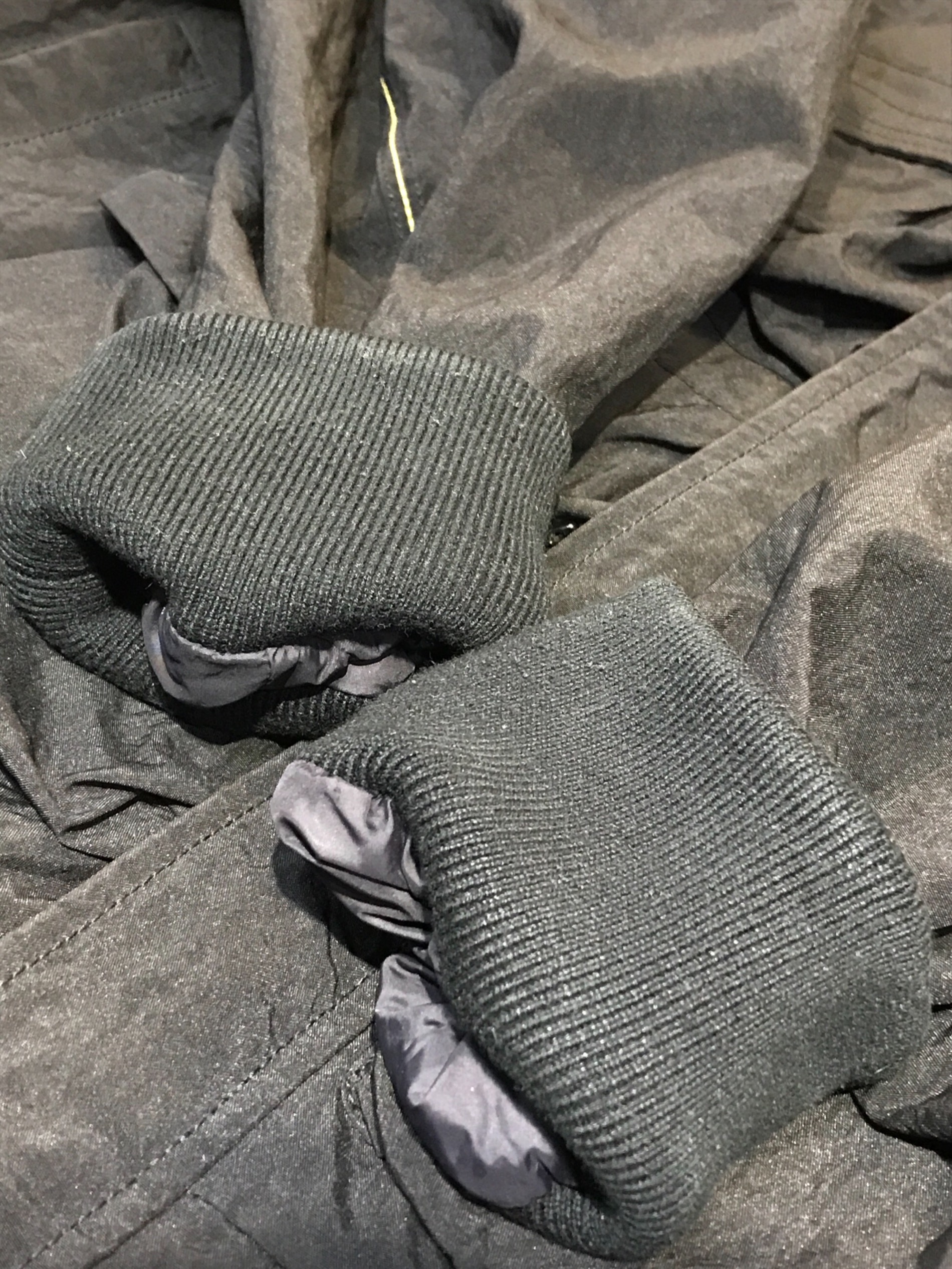 中古・古着通販】DIESEL (ディーゼル) j-stain-short ブラック サイズ 