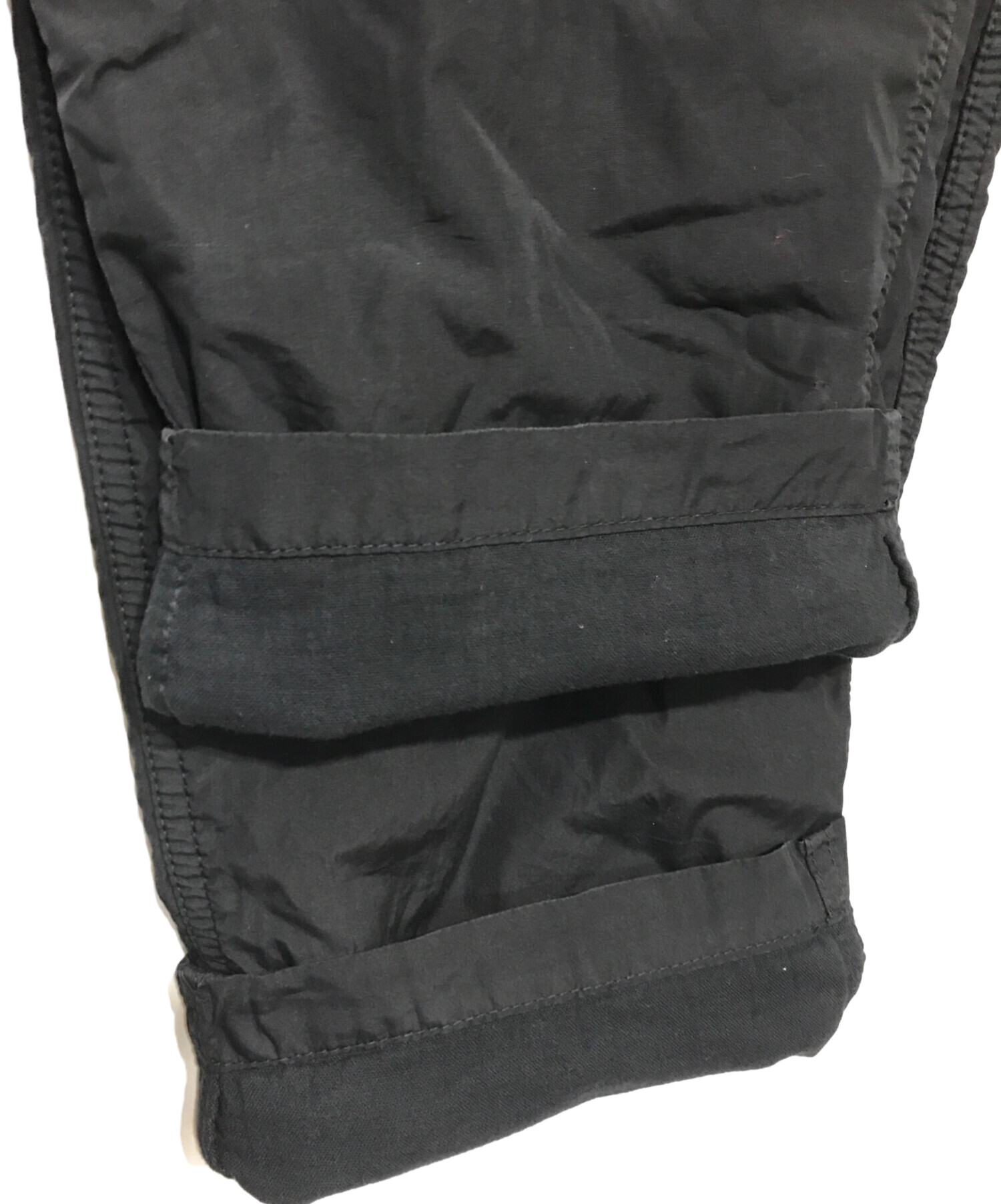 中古・古着通販】KHOKI (コッキ) テーパードパンツ ネイビー サイズ