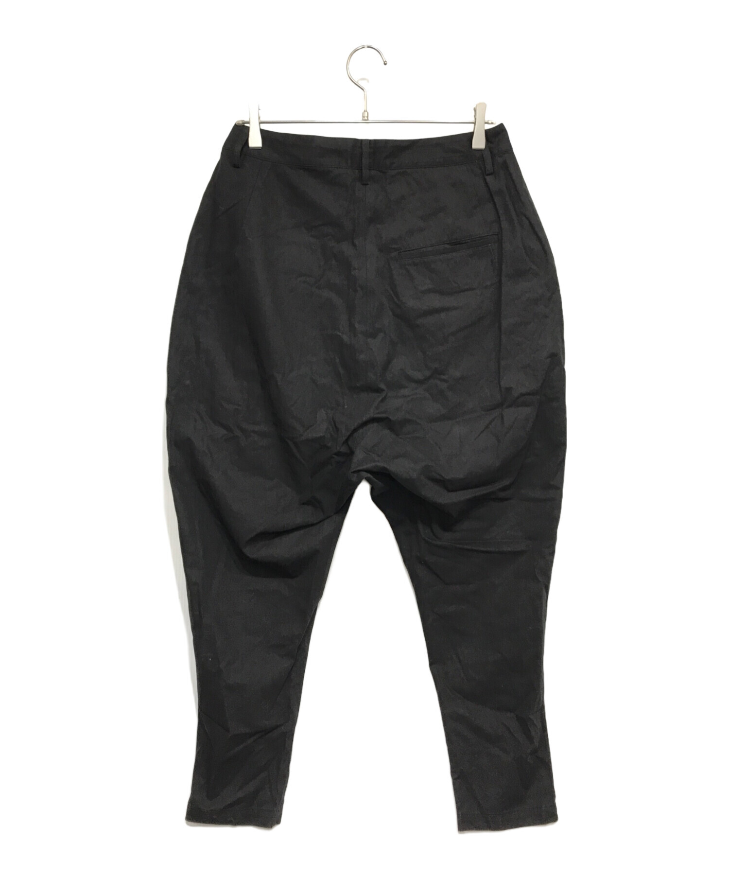 中古・古着通販】LIMI feu (リミフゥ) サルエルパンツ ブラック 中古・古着通販】LIMI feu (リミフゥ) サルエルパンツ ブラック