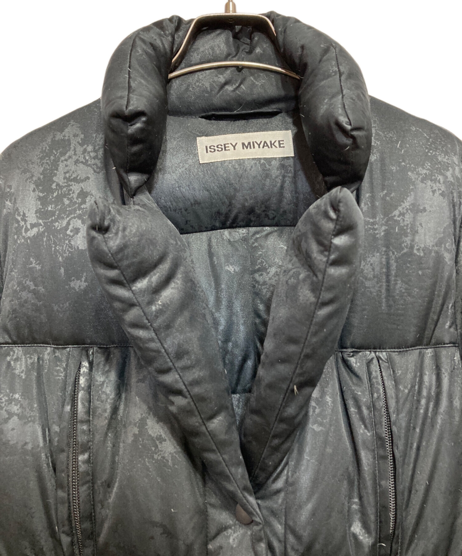 中古・古着通販】ISSEY MIYAKE (イッセイミヤケ) ダウンジャケット