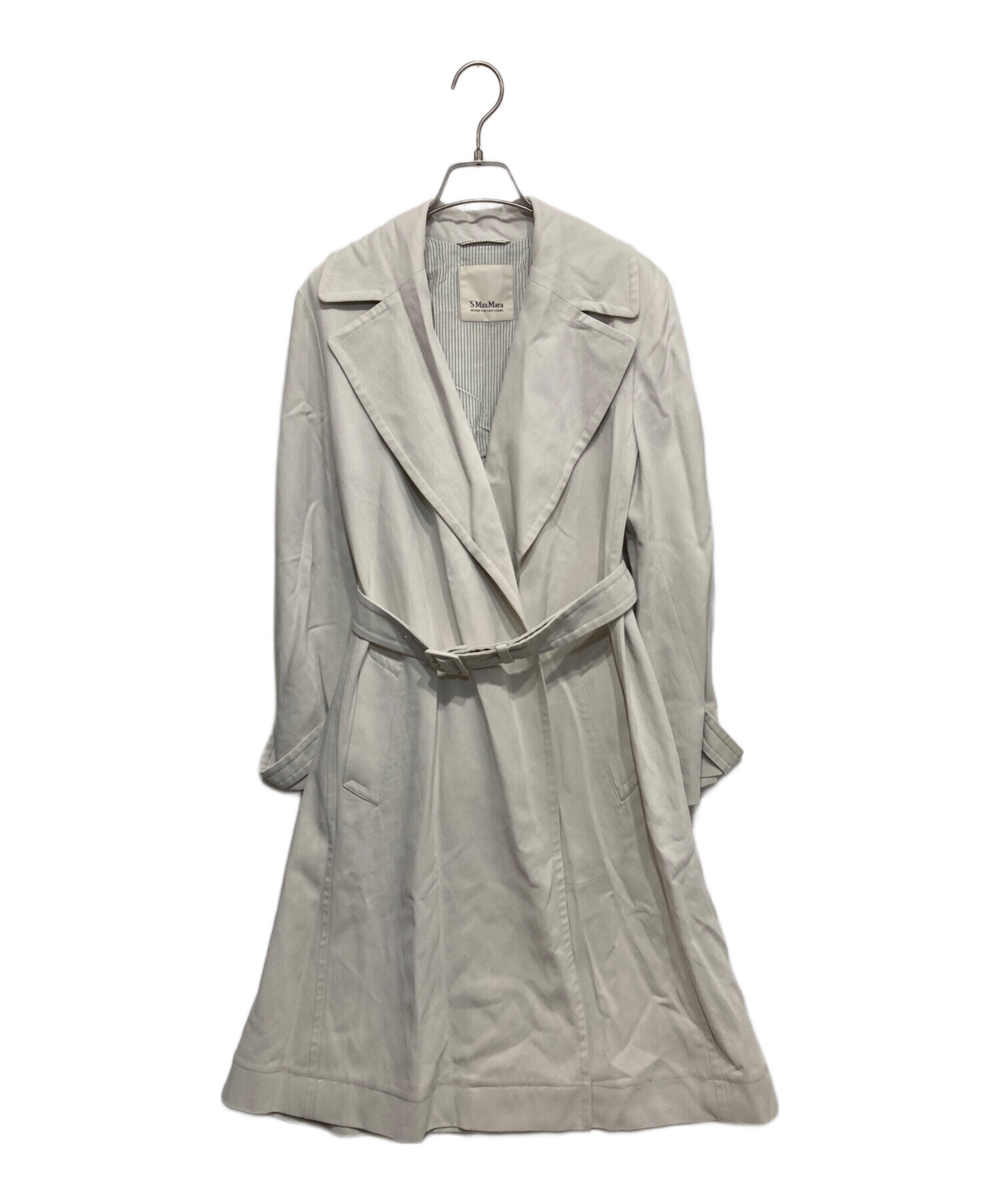 Max Mara (マックスマーラ) の2026年春夏コレクションにおいて