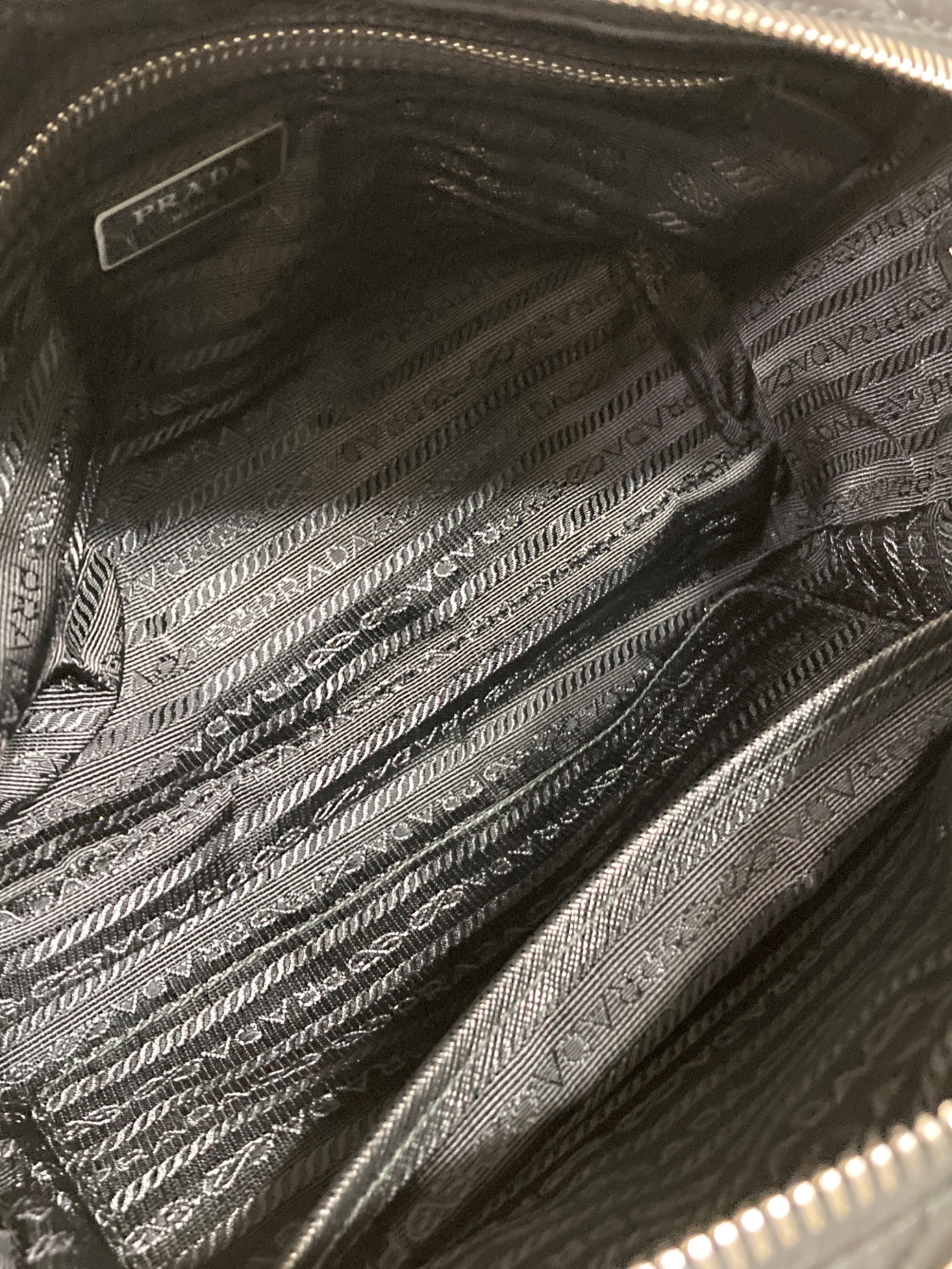 中古・古着通販】PRADA (プラダ) キルティングチェーンバッグ ブラック
