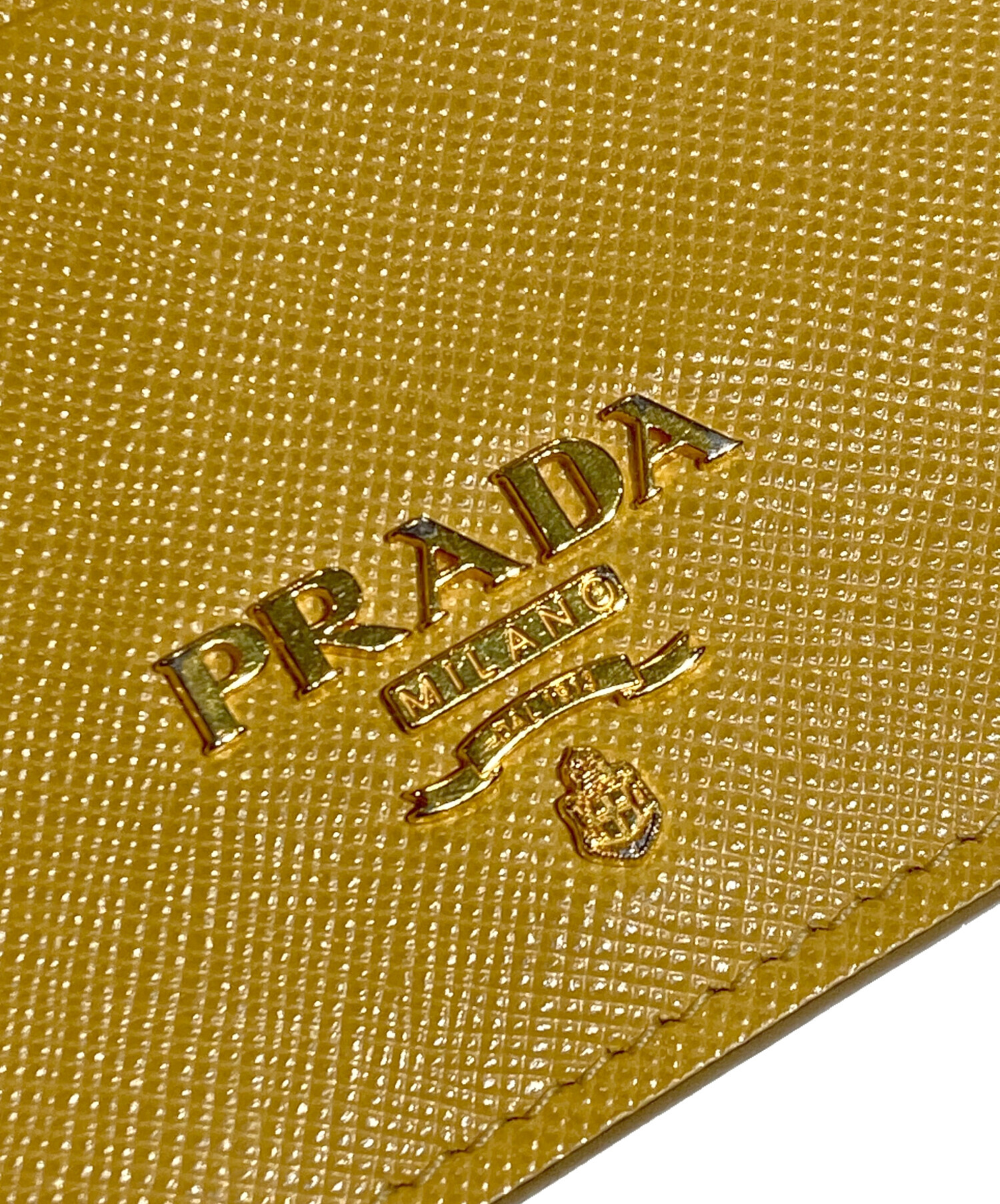 PRADA イエロー ケース 中古・古着通販】PRADA (プラダ) カードケース イエロー｜ブランド