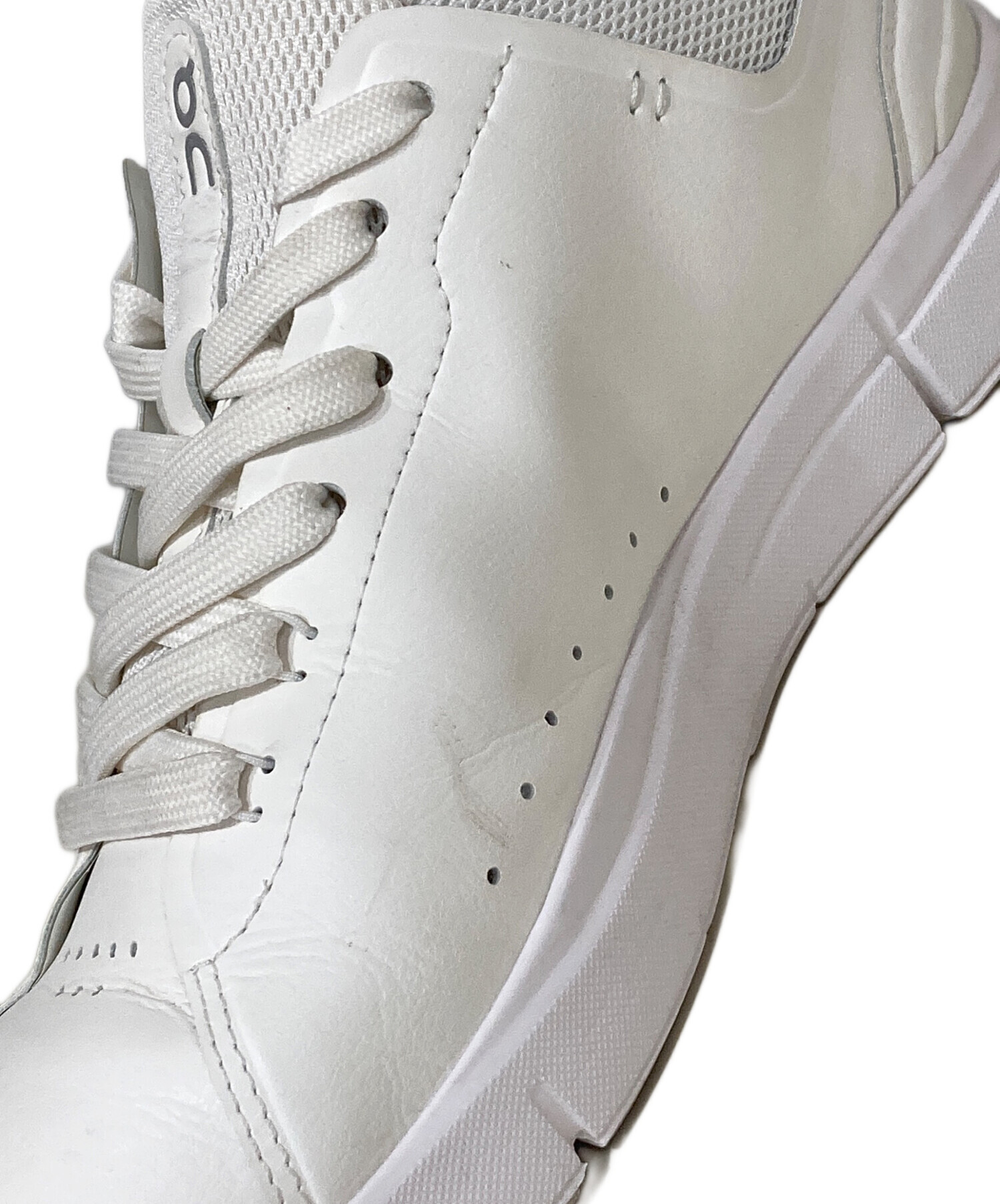 中古・古着通販】on (オン) THE ROGER Advantage ホワイト サイズ:26.5