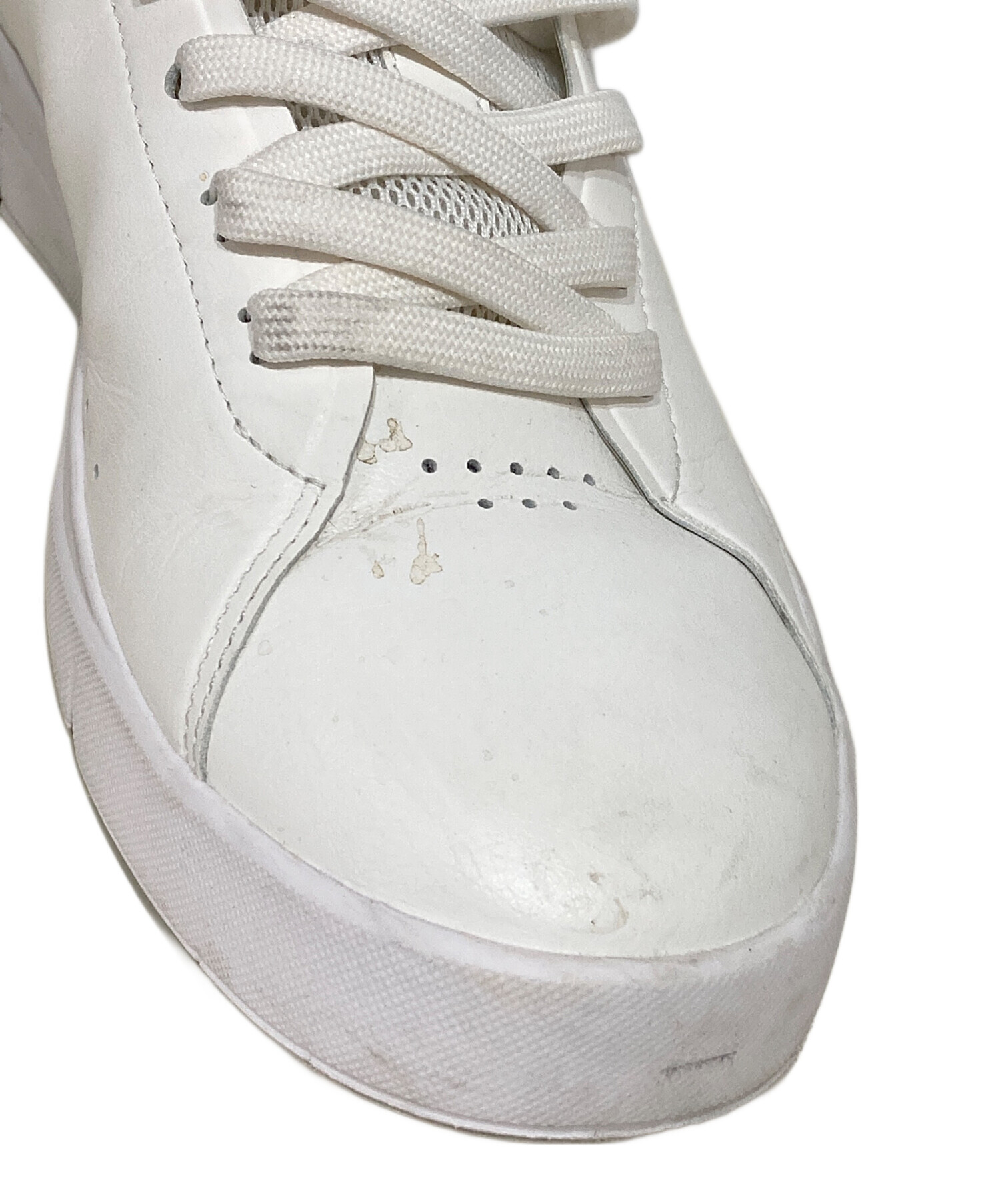 中古・古着通販】on (オン) THE ROGER Advantage ホワイト サイズ:26.5