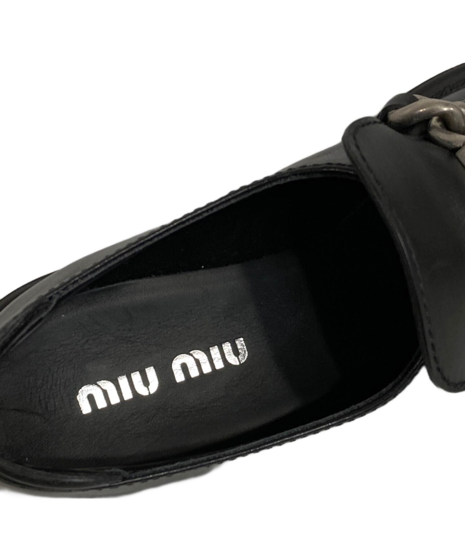 中古・古着通販】MIU MIU (ミュウミュウ) ロゴビットローファー