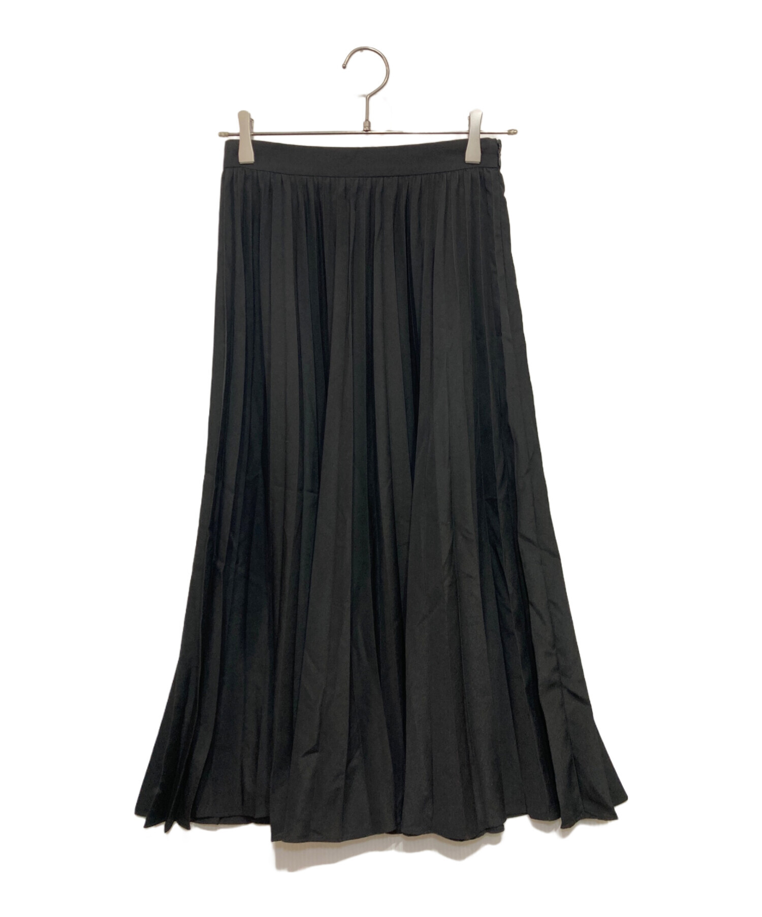 MIU MIU ブラック プリーツスカート 38 中古・古着通販】MIU MIU (ミュウミュウ) プリーツスカート ブラック