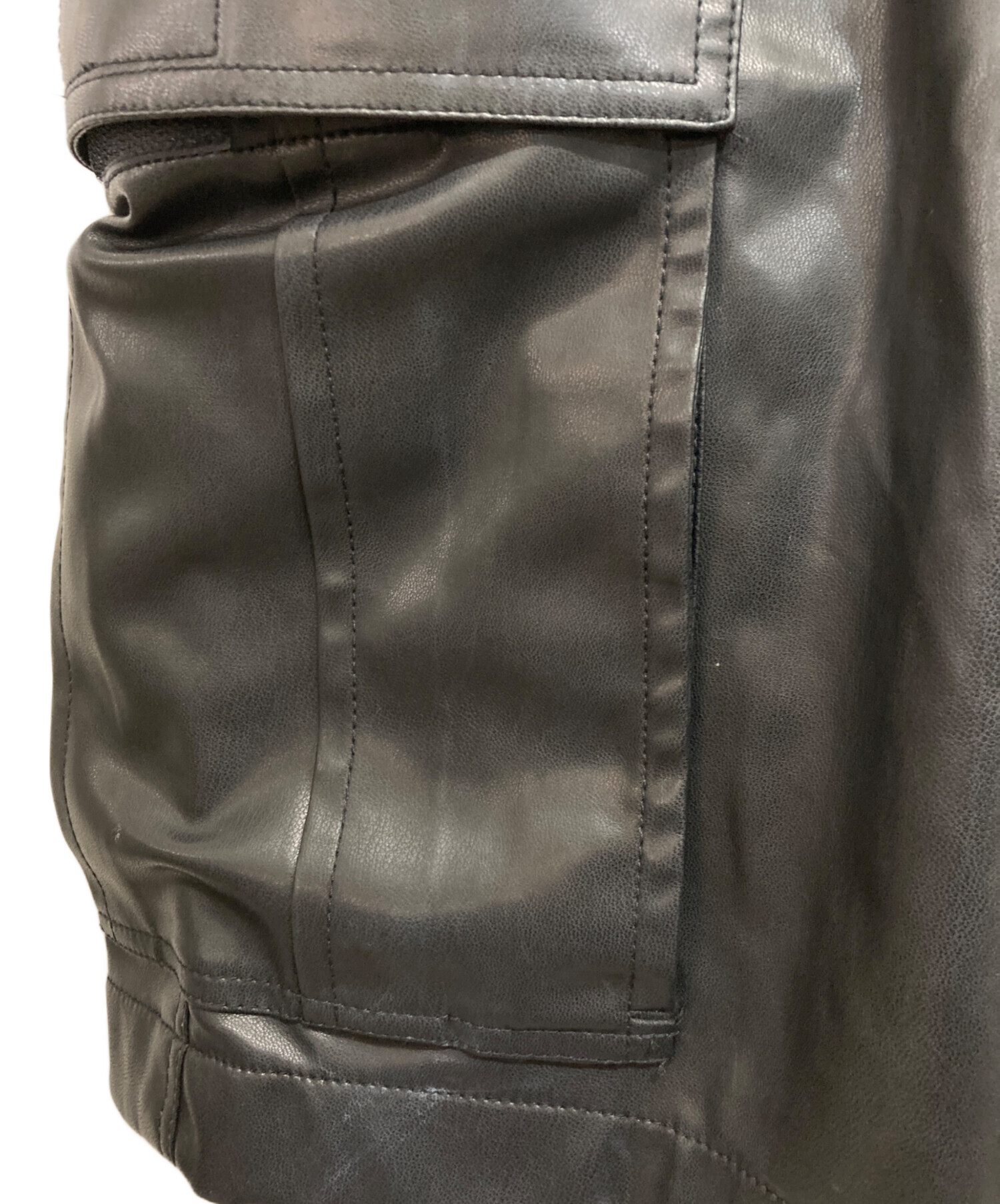 AMNJX フェイクレザーパンツ M GOAT SAVE 中古・古着通販】AMNJX GOAT SAVE (-) フェイクレザーハーフパンツ