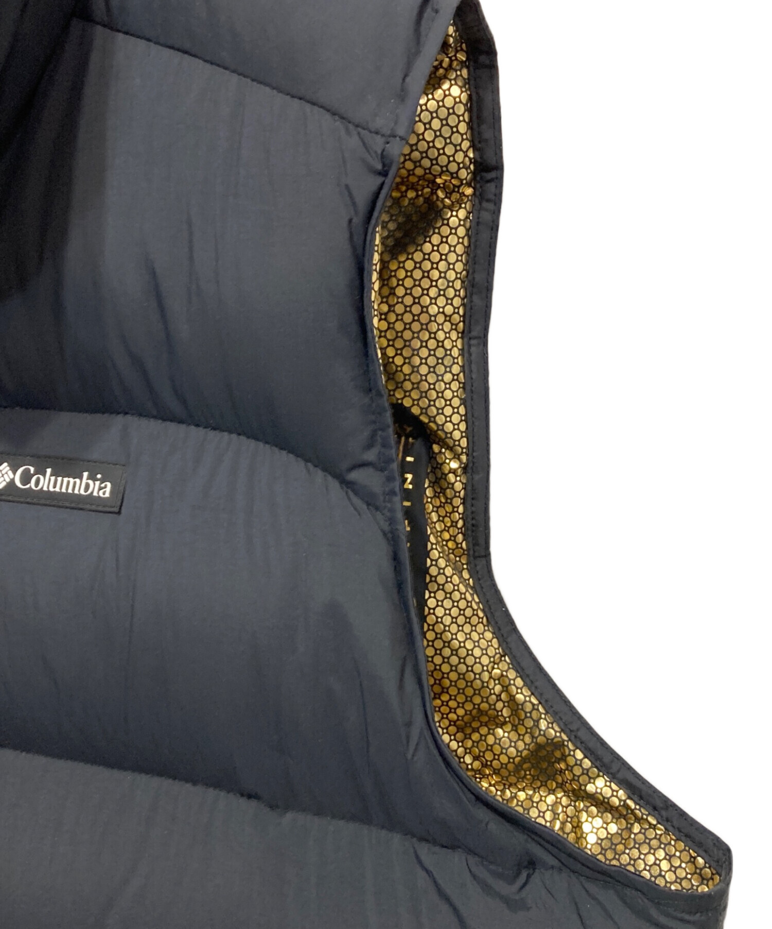 中古・古着通販】Columbia (コロンビア) ダウンベスト ブラック サイズ 
