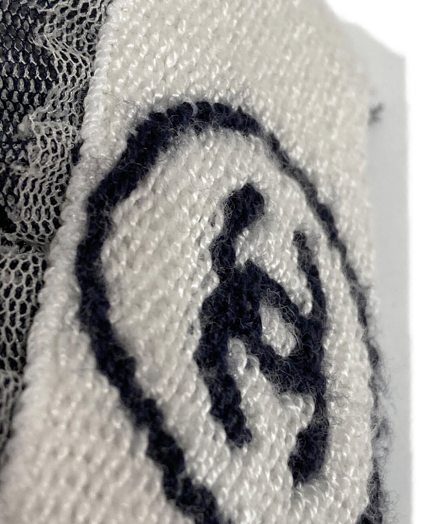 中古・古着通販】CHANEL (シャネル) ココマークパイルリストバンド