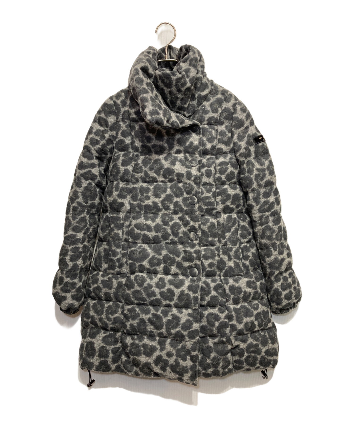 未使用タトラスTATRAS レオパード柄 ダウンコート防寒ジャケットグレー系 中古・古着通販】TATRAS (タトラス) レオパードダウンコート ブラック