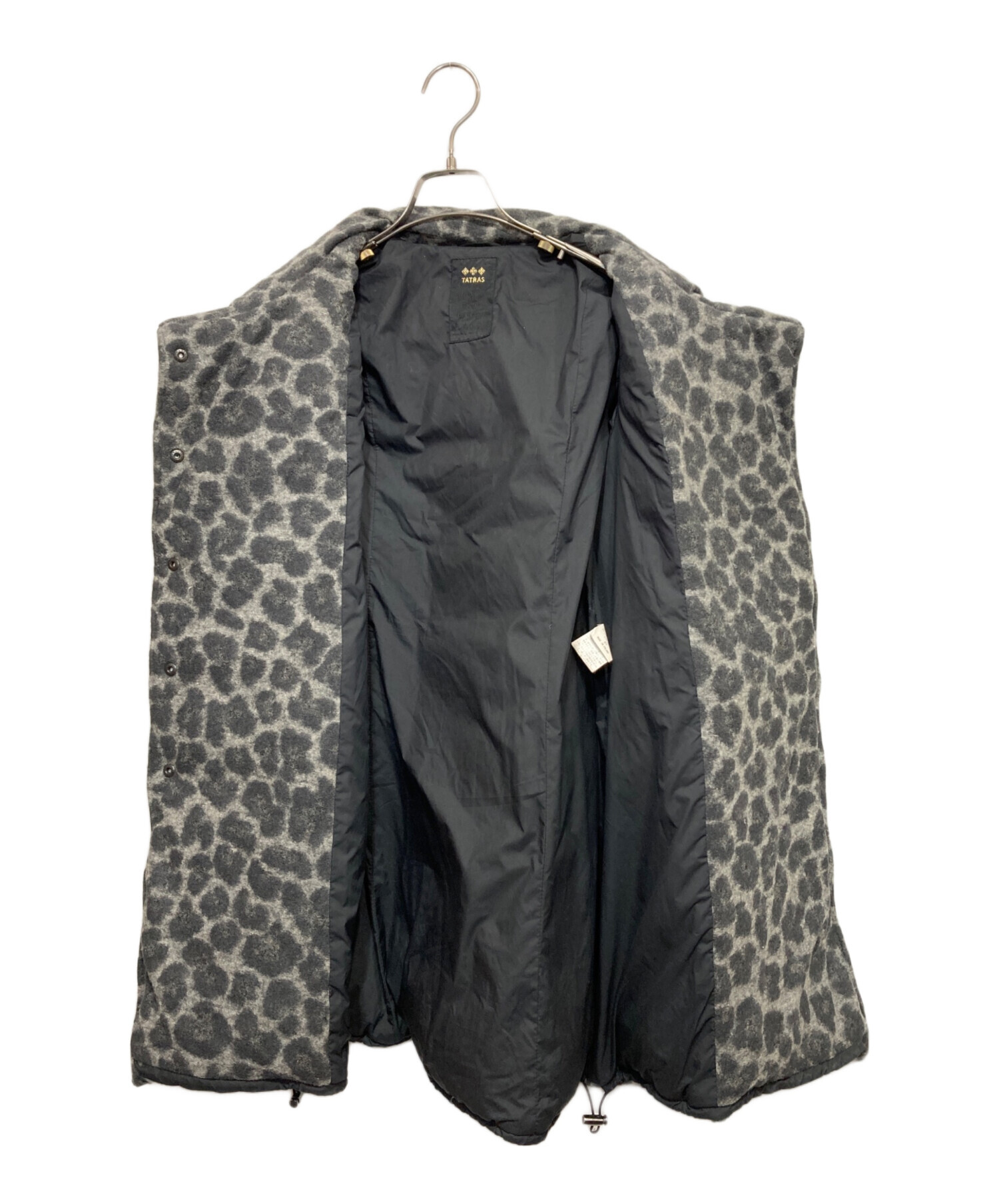 中古・古着通販】TATRAS (タトラス) レオパードダウンコート ブラック