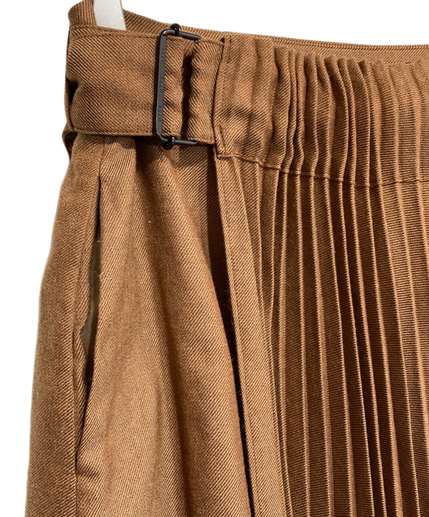 中古・古着通販】HYKE (ハイク) プリーツロングスカート ブラウン