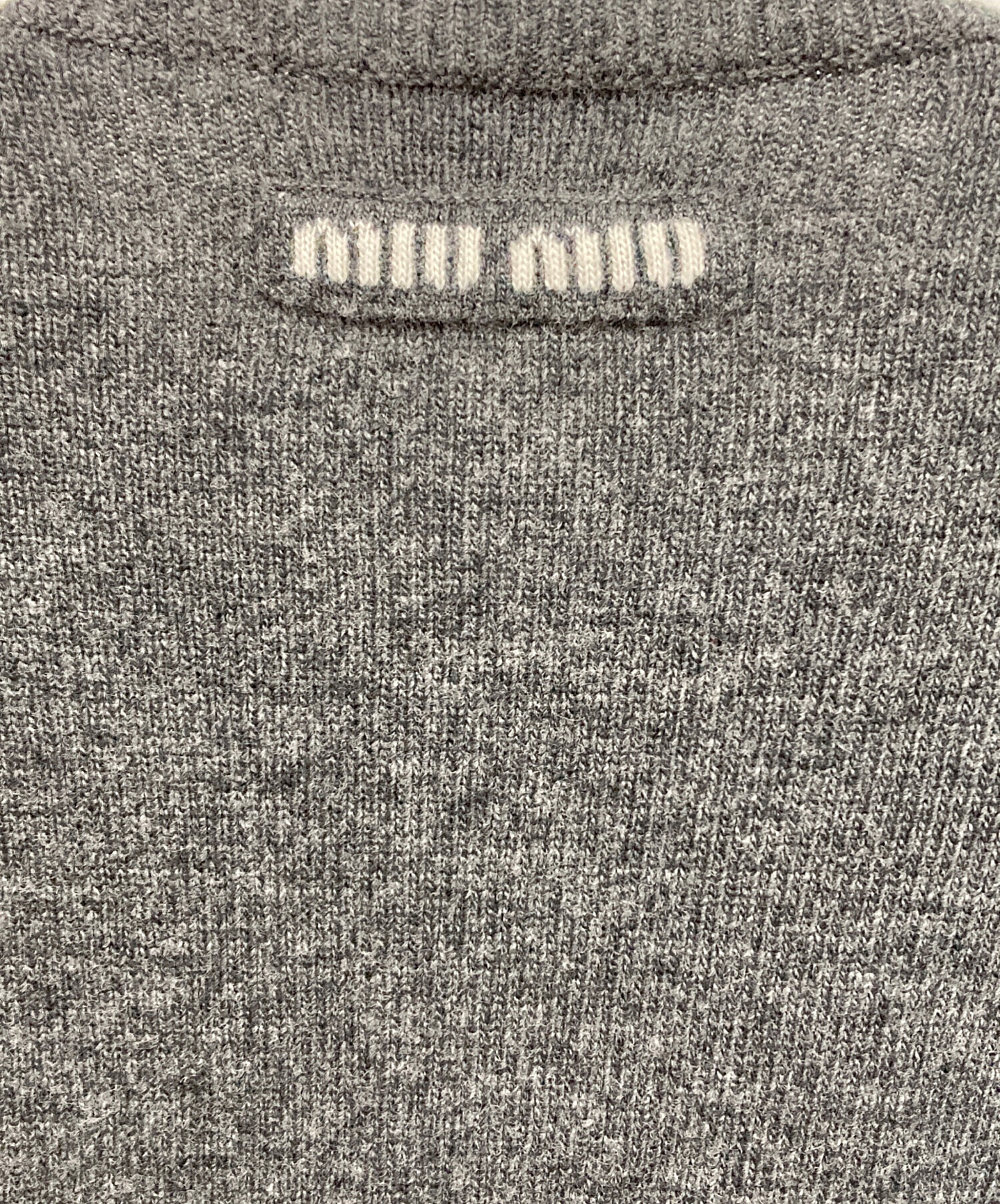 中古・古着通販】MIU MIU (ミュウミュウ) バックロゴバージンウール