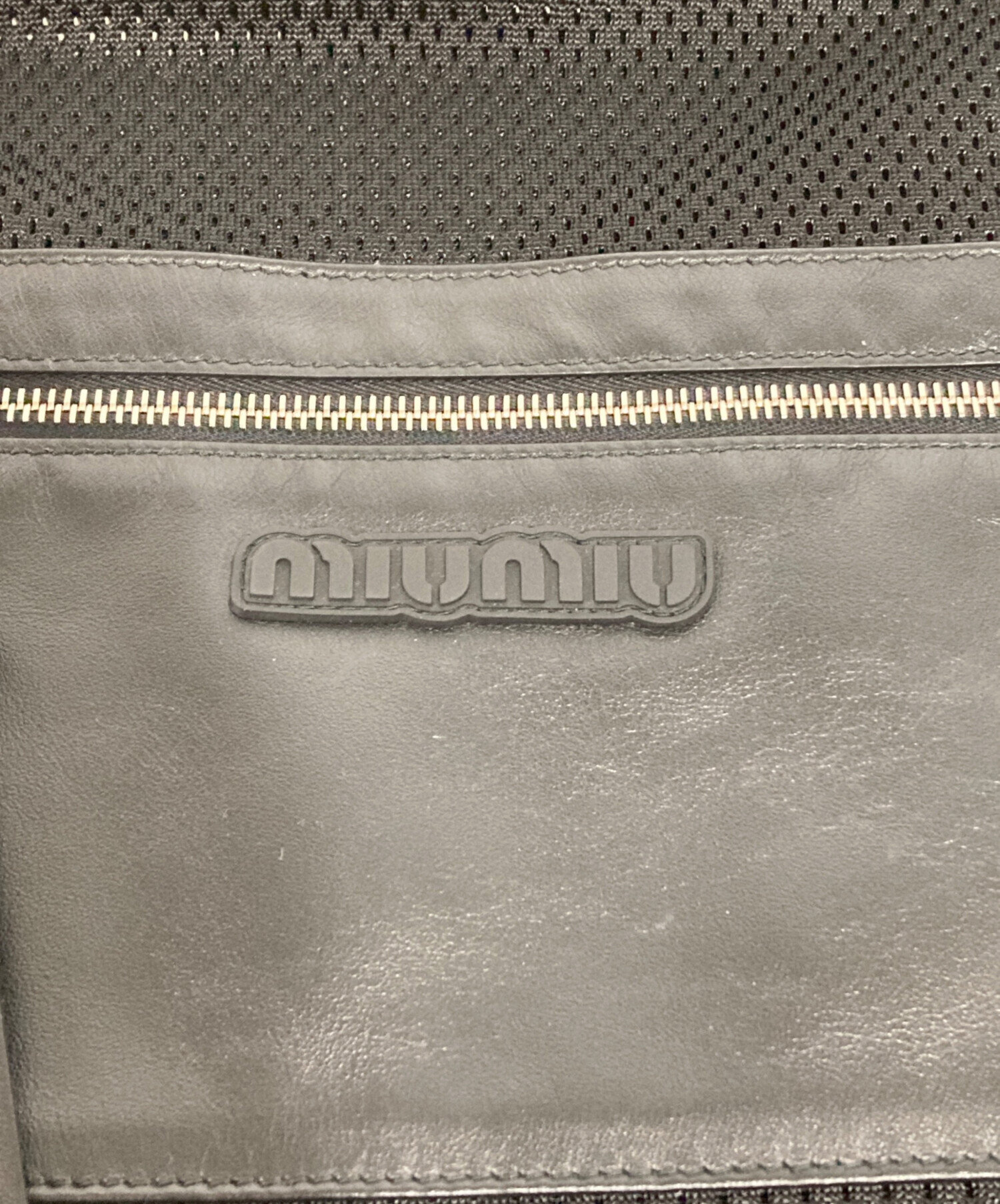 ミュウミュウ　ベスト型バッグ 中古・古着通販】MIU MIU (ミュウミュウ) ナイロンレザーメッシュ