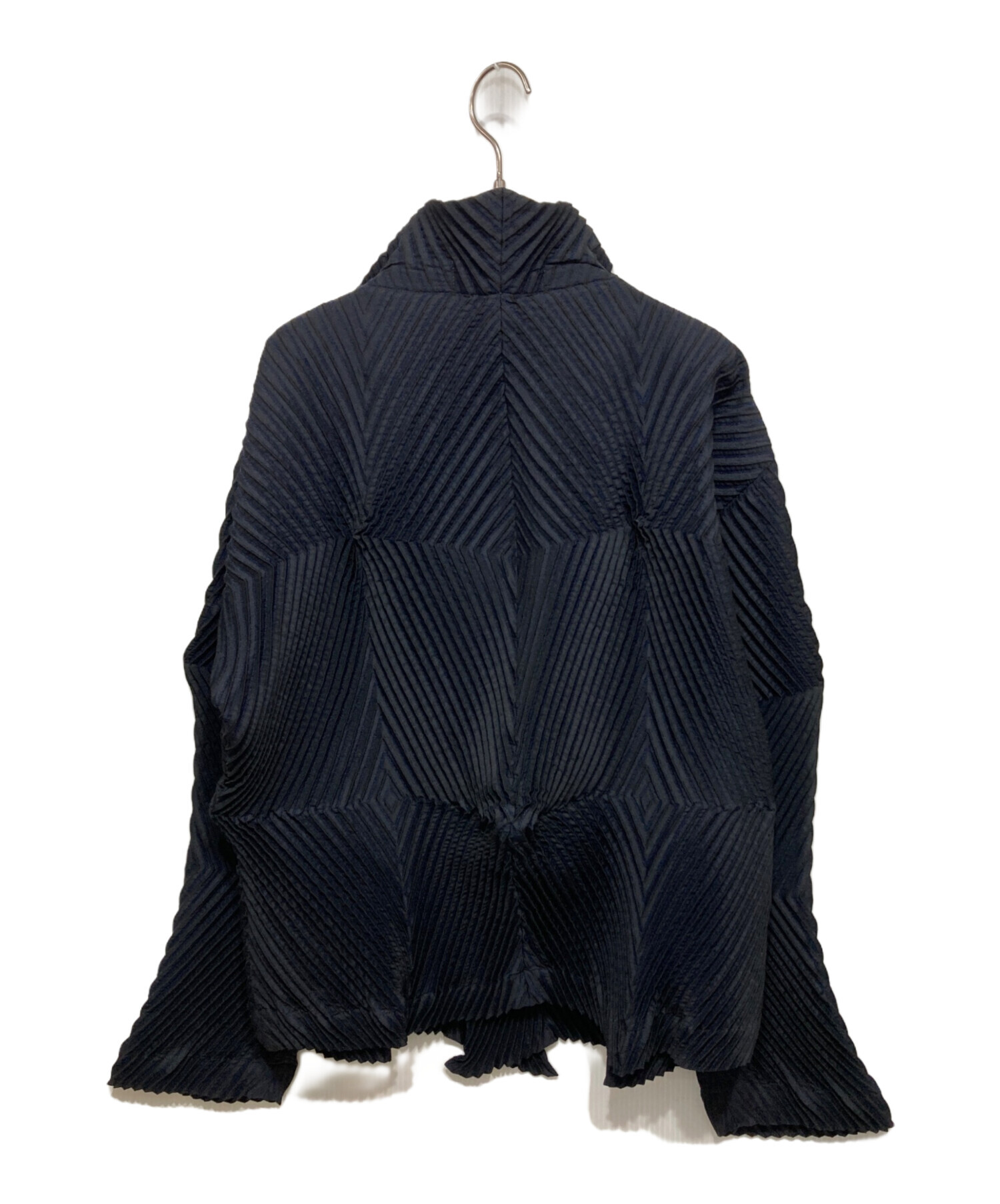 ISSEY MIYAKE イッセイミヤケ 3D スチーム ストレッチ ジャケット 中古・古着通販】ISSEY MIYAKE (イッセイミヤケ) 3D steam stretch