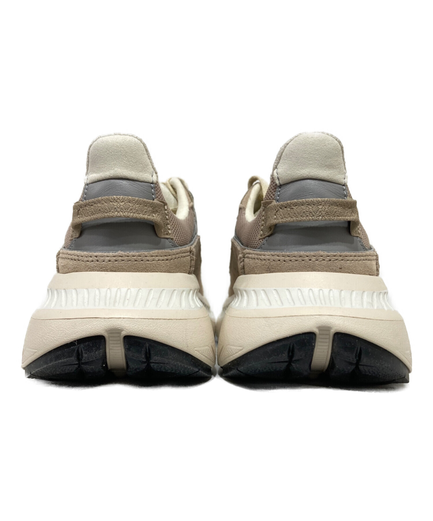 UGG 厚底スニーカー ベージュ グレー 中古・古着通販】UGG (アグ) スニーカー ベージュ サイズ:23｜ブランド