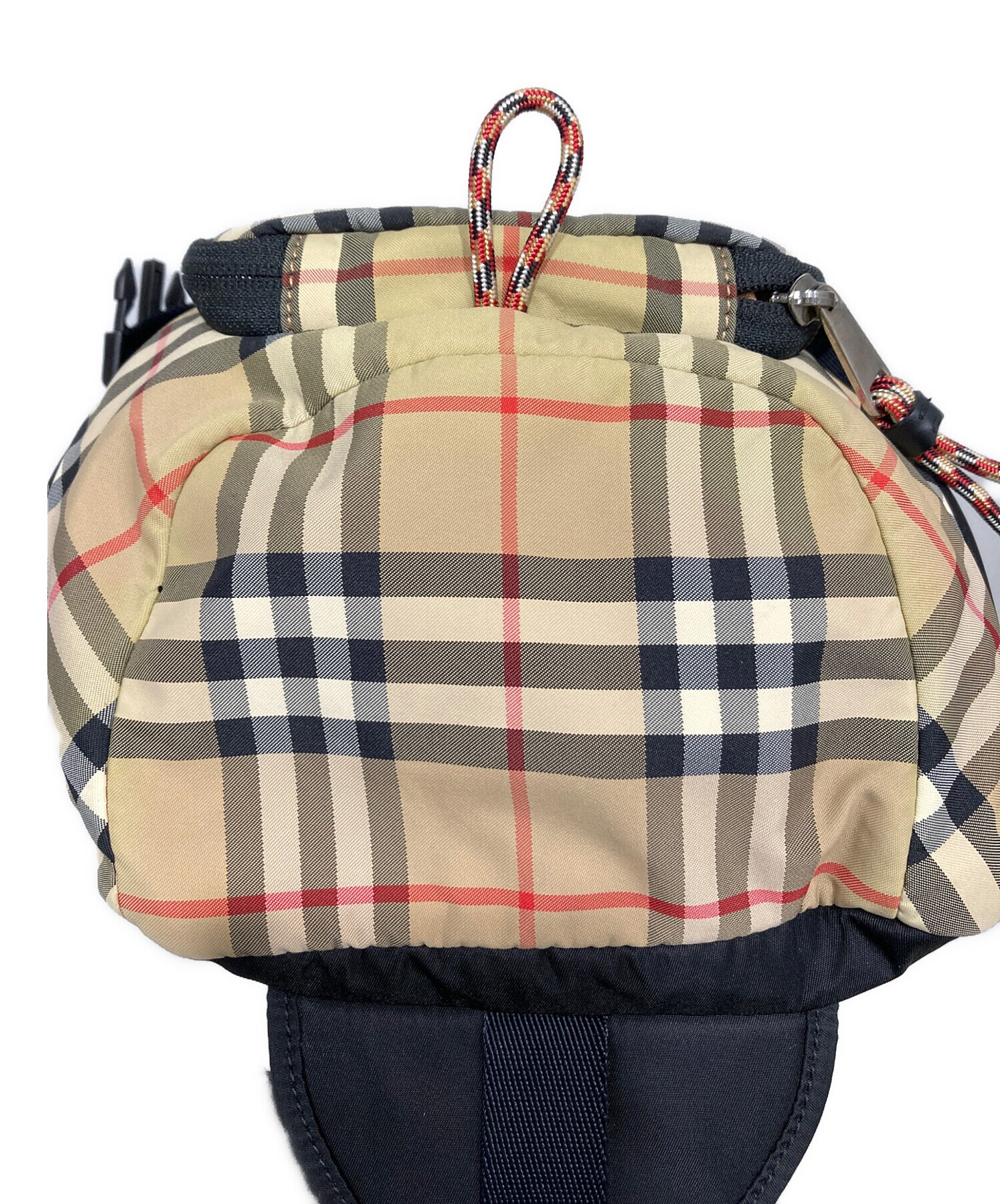 【未使用保管品】バーバリー メンズ ボディバッグ ノバチェック ナイロン タグ付 中古・古着通販】BURBERRY (バーバリー) ナイロンノバチェックボディー