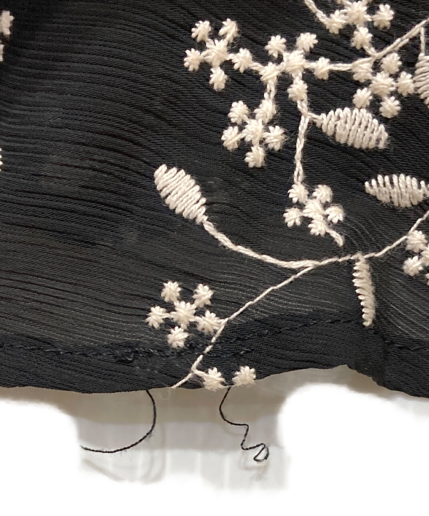 クラネ エンブロイダリーフラワー ワンピース フレア 刺繍 花柄 L 中古・古着通販】CLANE (クラネ) ストライプフラワーエンブロイダリ
