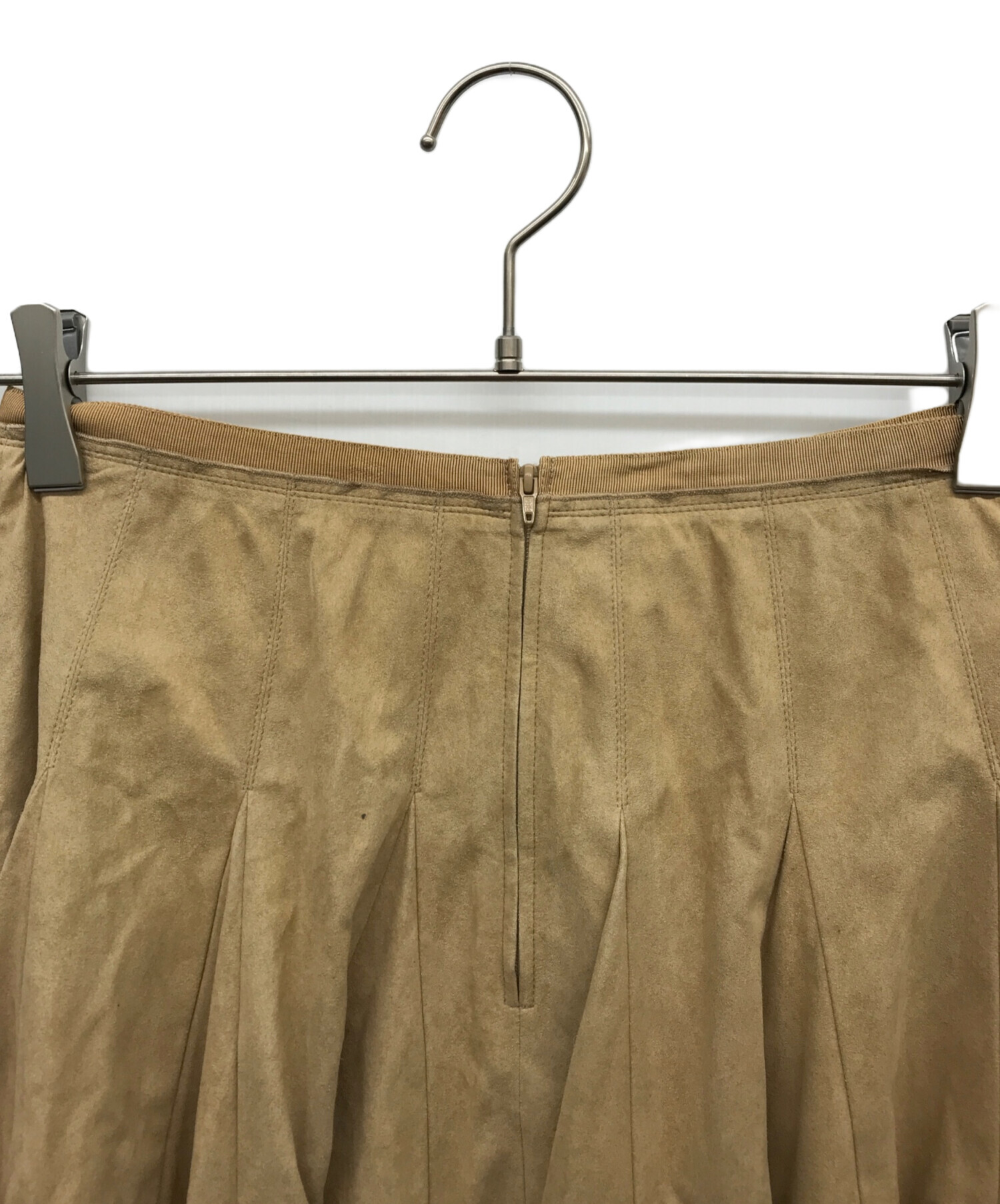 FOXEY フォクシー　シルク　プリーツ　スカート 38 スモーキーベージュ 中古・古着通販】FOXEY (フォクシー) スカート ベージュ サイズ:38