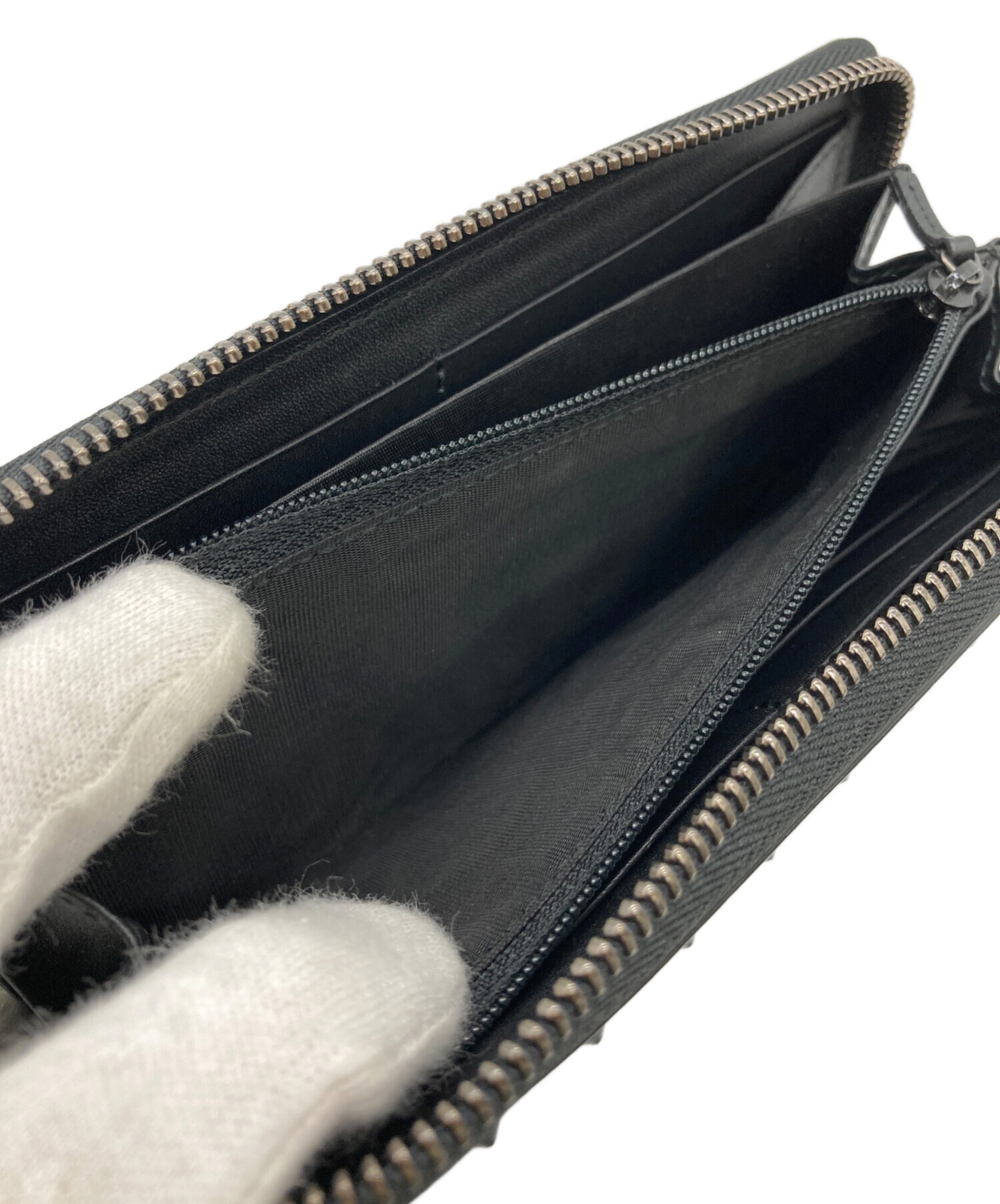 中古・古着通販】GUCCI (グッチ) スタッズラウンドファスナー ブラック 