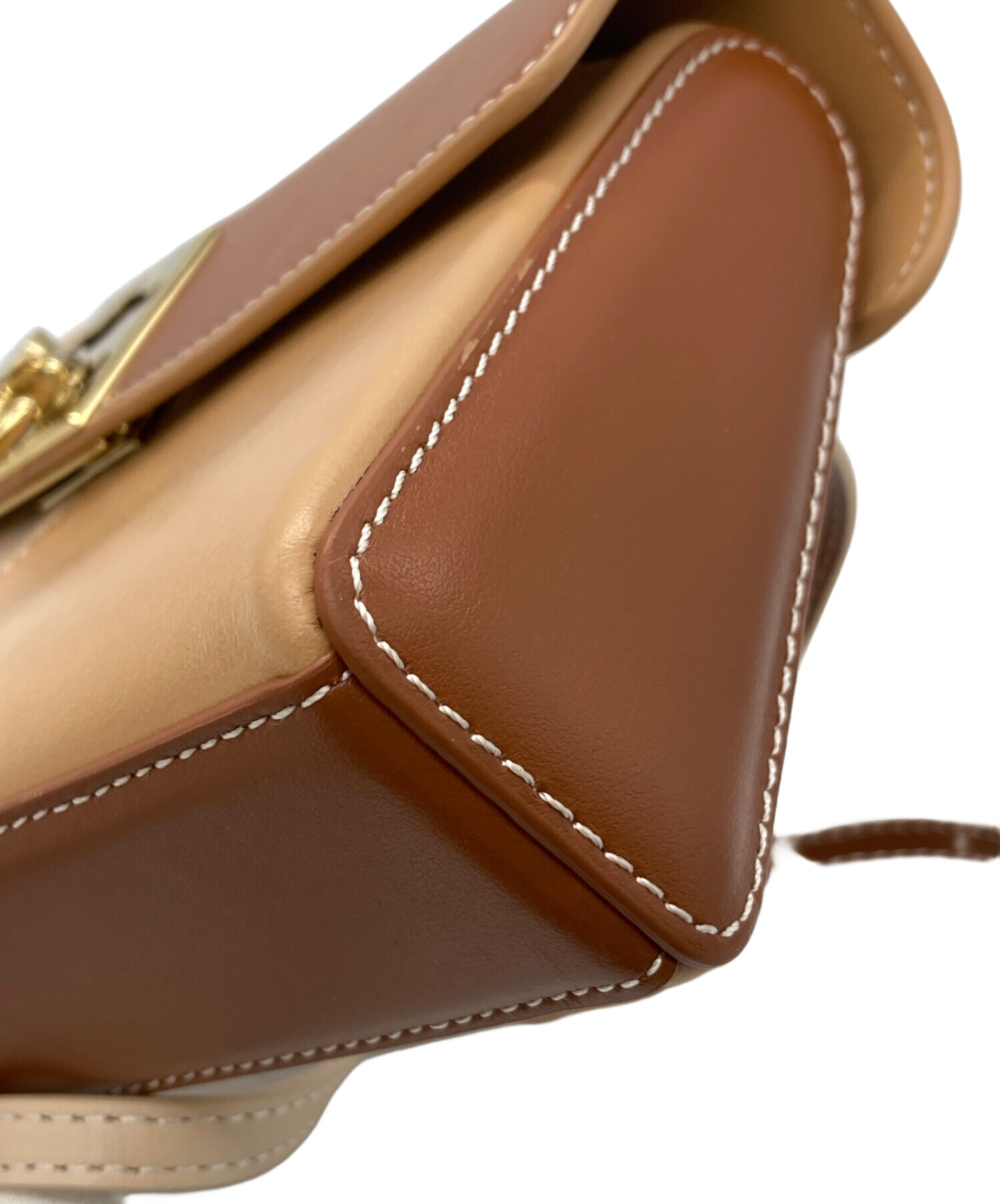 美品　CAFUNE スタンスウォレット　ベージュ・ブラウン Cafuné カフネ - Stance Wallet - Brownstone