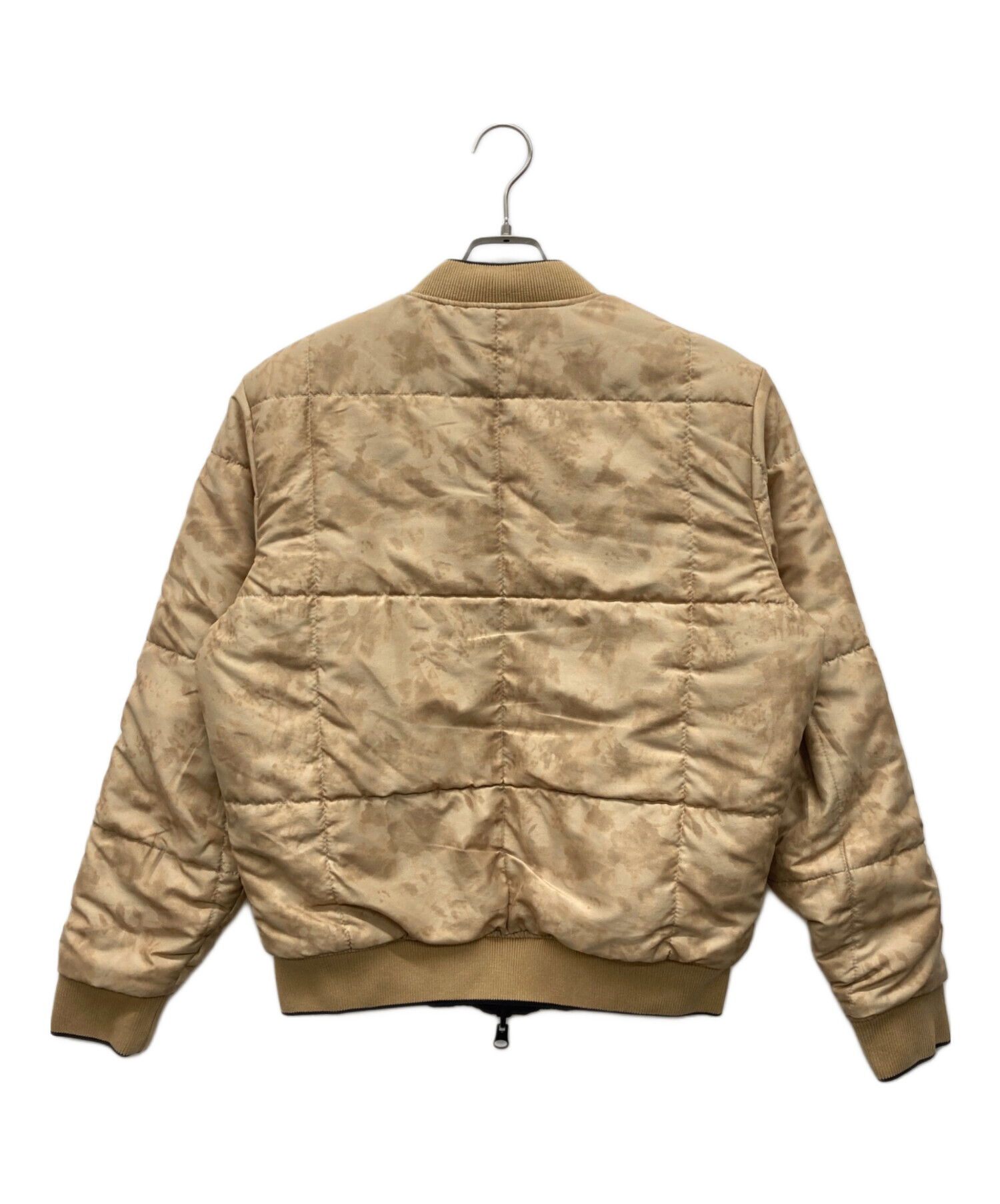 中古・古着通販】LEVI'S (リーバイス) 中綿リバーシブル 中古・古着通販】LEVI'S (リーバイス) 中綿リバーシブル