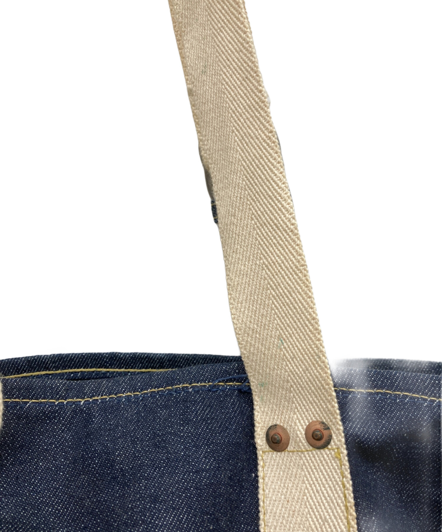 ドライボーンズ Dry Bone ボディバッグ 中古・古着通販】Dry Bones (ドライボーンズ) 巾着デニムトートバッグ