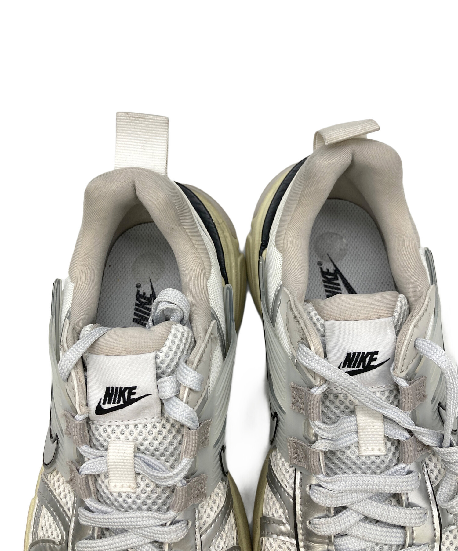 中古・古着通販】NIKE (ナイキ) V2K RUN Women