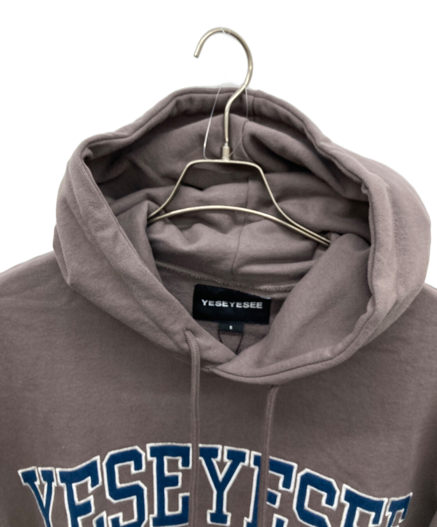 中古・古着通販】YESEYESEE (イエスアイシー) Arch Logo Hoodie 