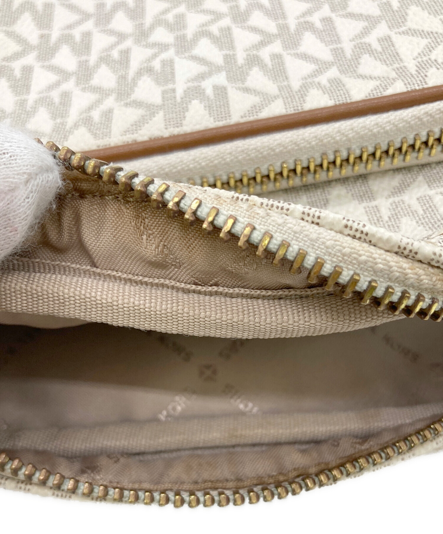 中古・古着通販】MICHAEL KORS (マイケルコース) モノグラムショルダー