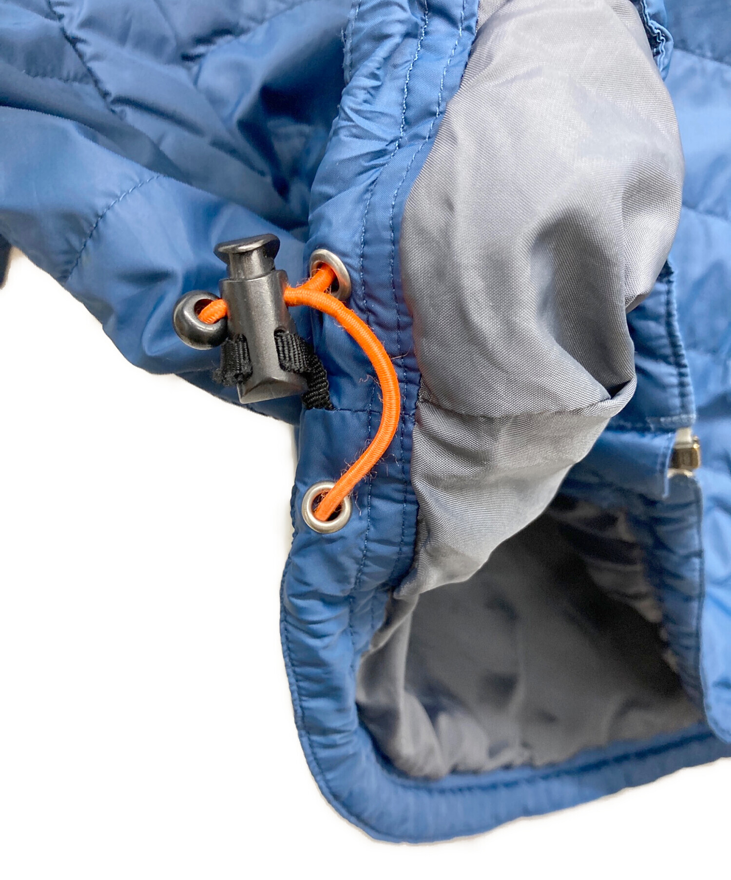 Carhartt ネイビー キルティングジャケット 中古・古着通販】CarHartt (カーハート) キルティングジャケット