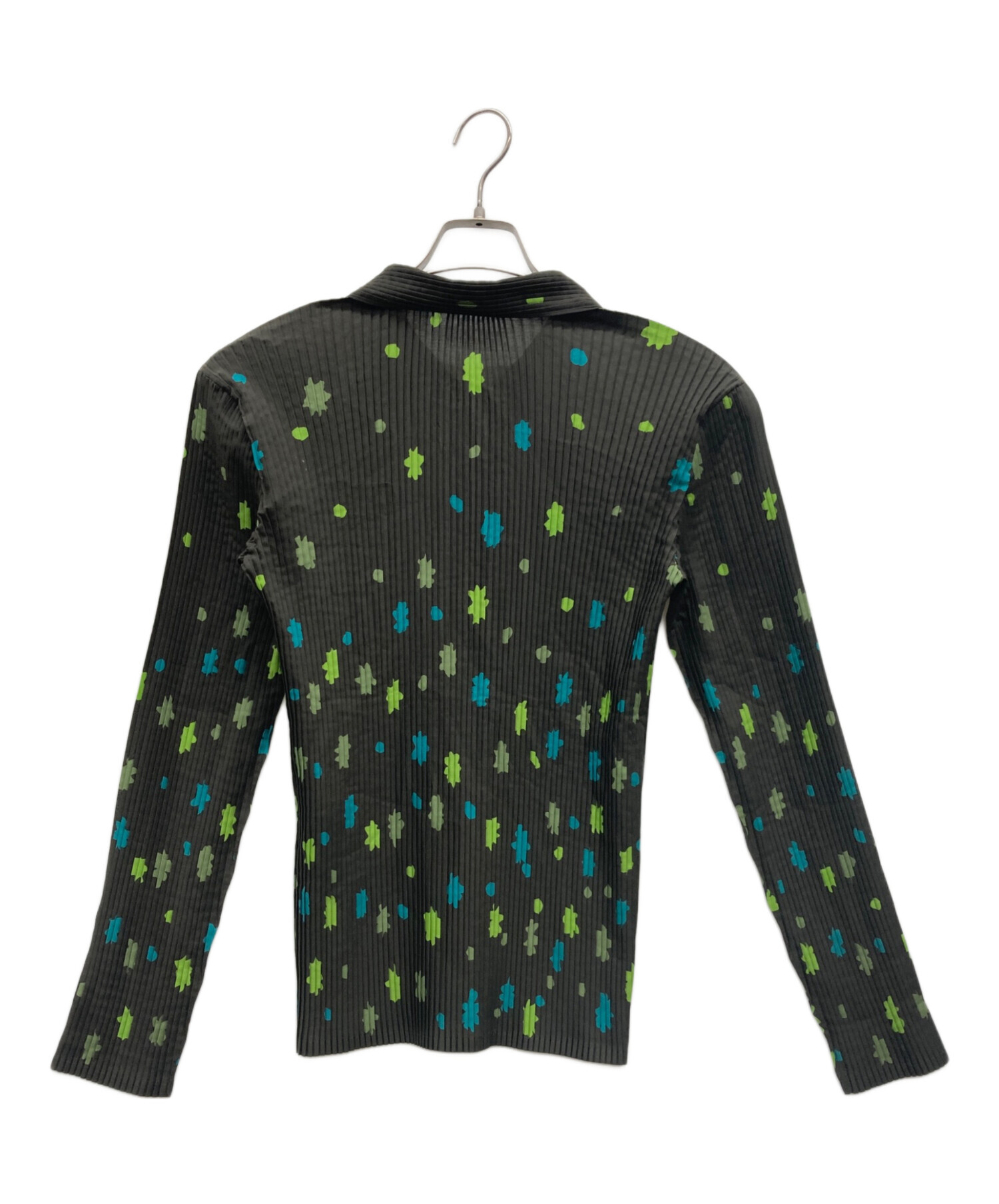 2860 イッセイミヤケ柄カーディガン サイズ3 中古・古着通販】ISSEY MIYAKE (イッセイミヤケ) プリーツシャツ