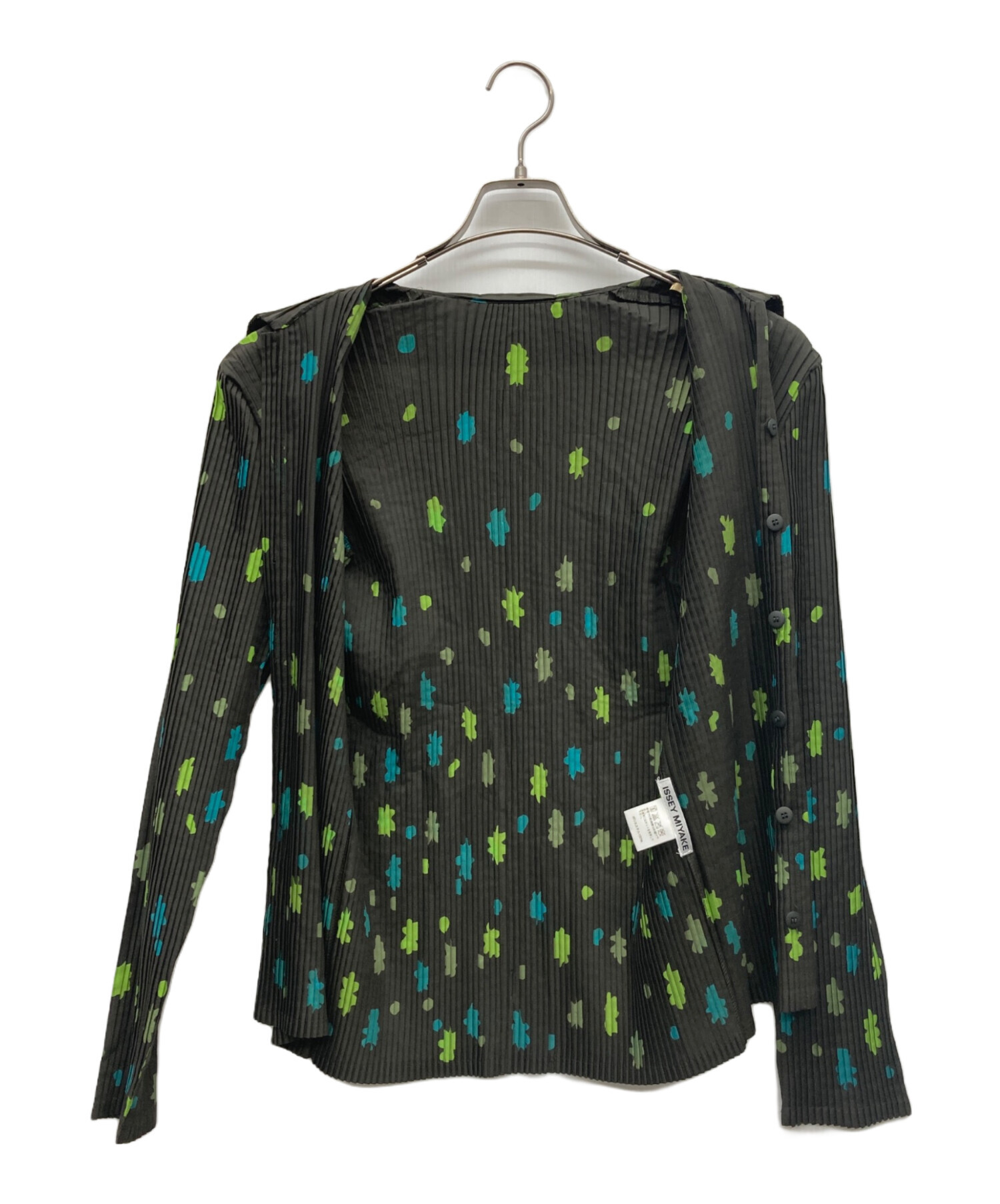 【ゆりかもめ】ISSEY MIYAKE プリーツカーディガン トップス長袖 ゆりかもめ】ISSEY MIYAKE プリーツカーディガン トップス長袖