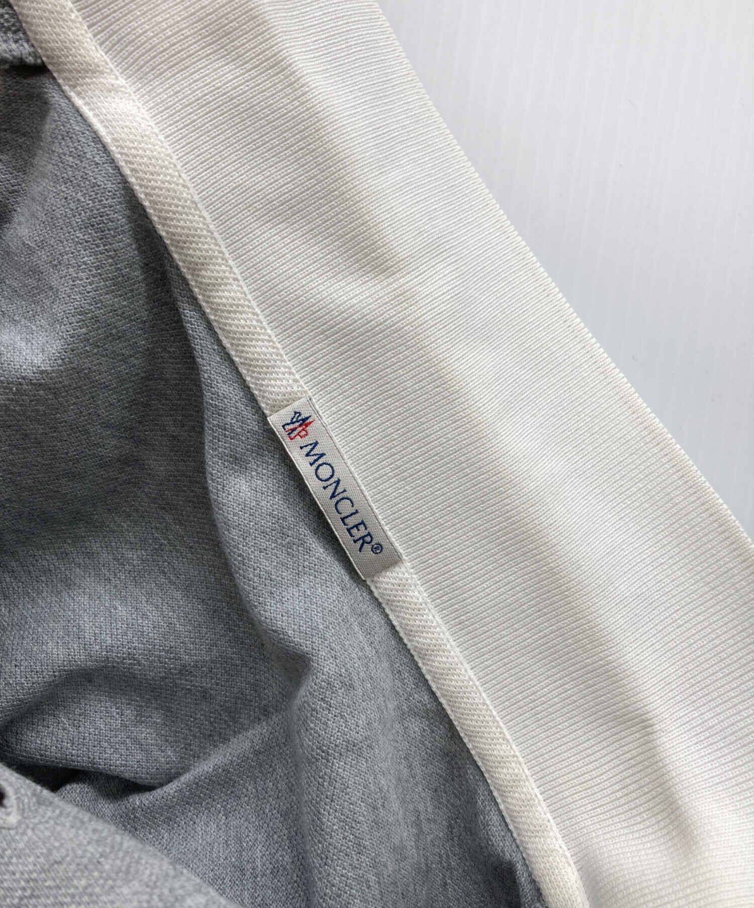 中古・古着通販】MONCLER (モンクレール) ポロシャツ グレー サイズ:XL
