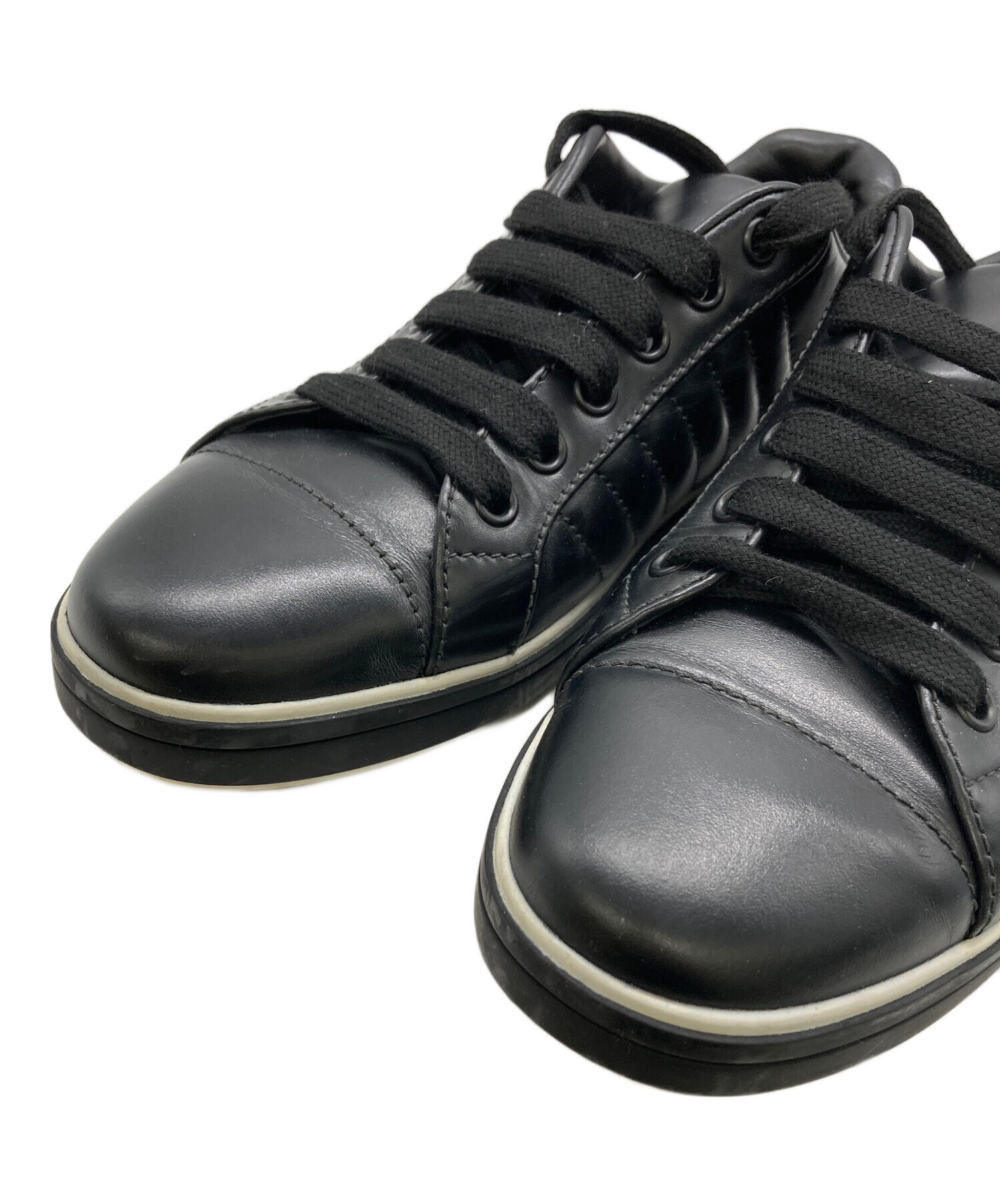 中古・古着通販】PRADA (プラダ) レザースニーカー ブラック サイズ