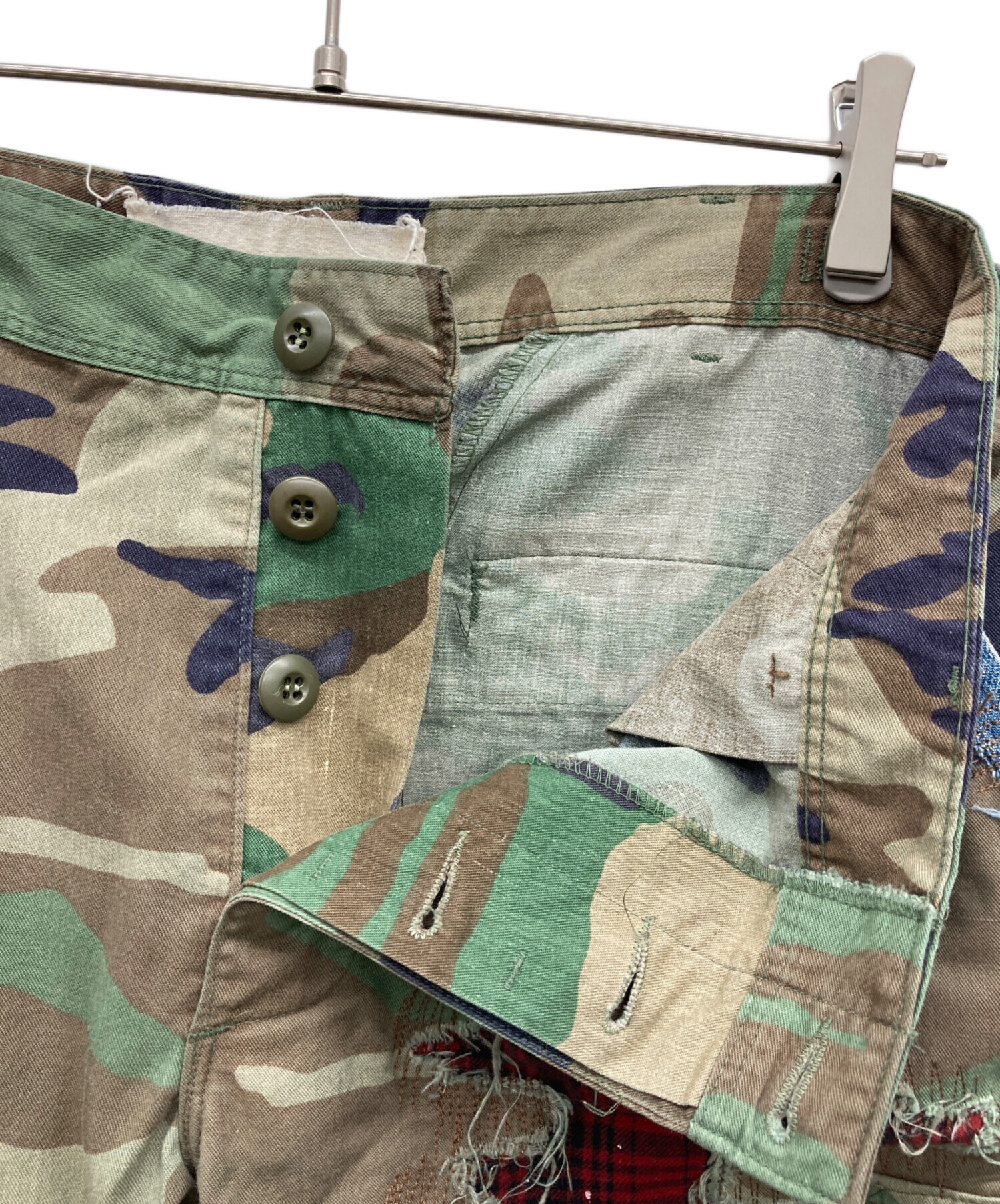 BUZZIN CLOUT カモ　ダメージパンツ 中古・古着通販】BUZZIN (バズィン) クラッシュカモクロップドパンツ