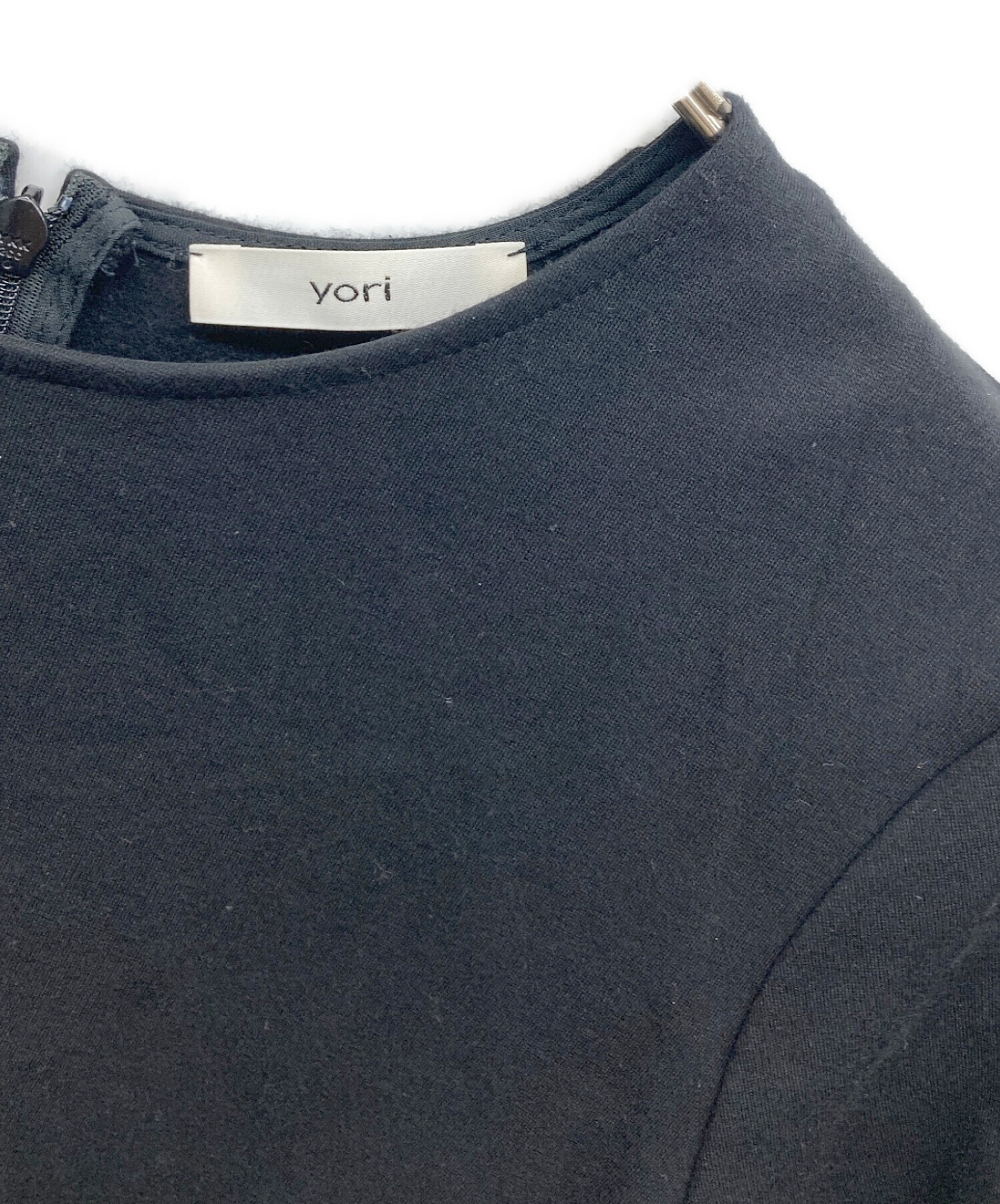 中古・古着通販】YORI (ヨリ) ぬくぬくヘムブラウス ブラック サイズ:F