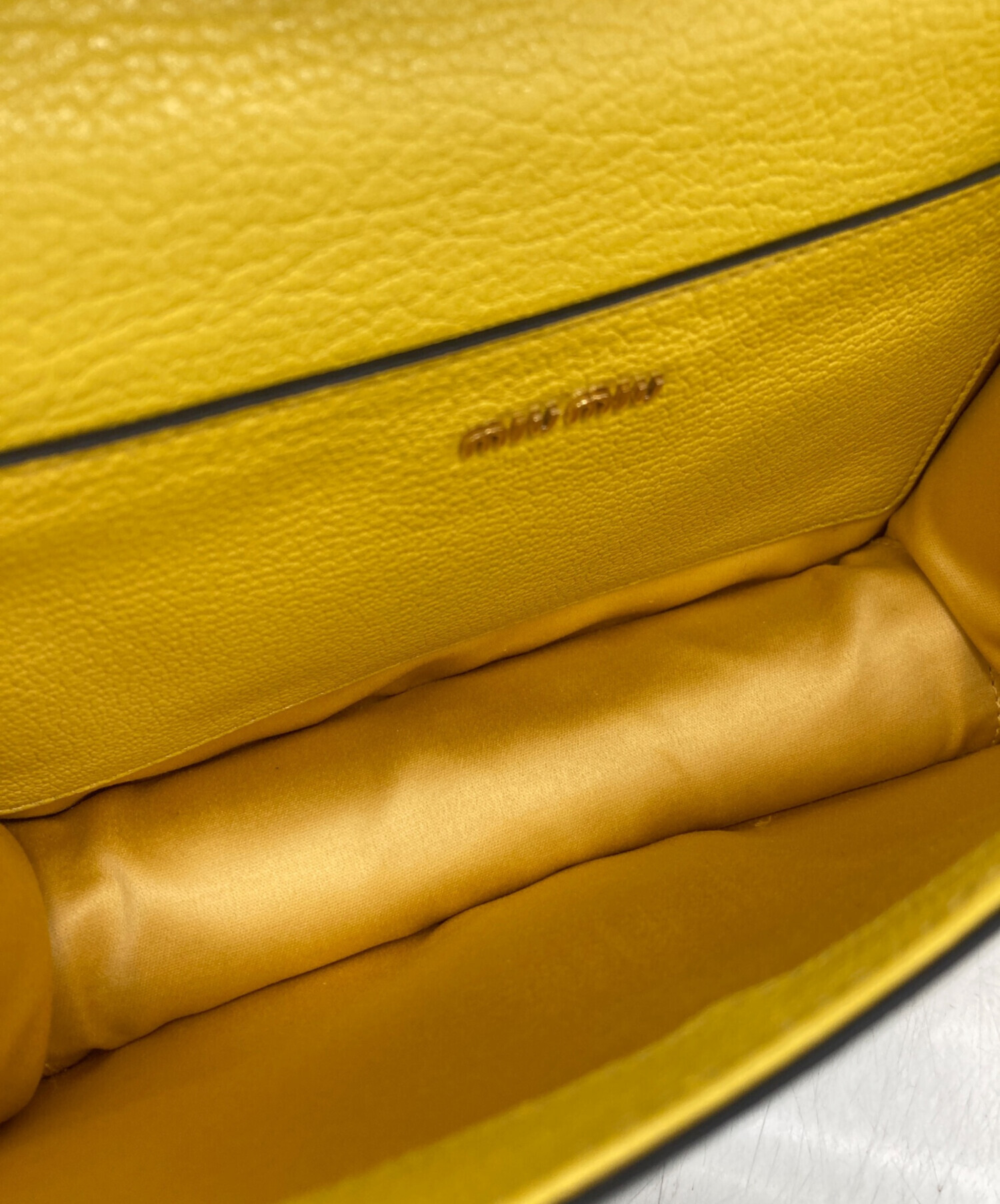 中古・古着通販】MIU MIU (ミュウミュウ) ショルダーバッグ イエロー